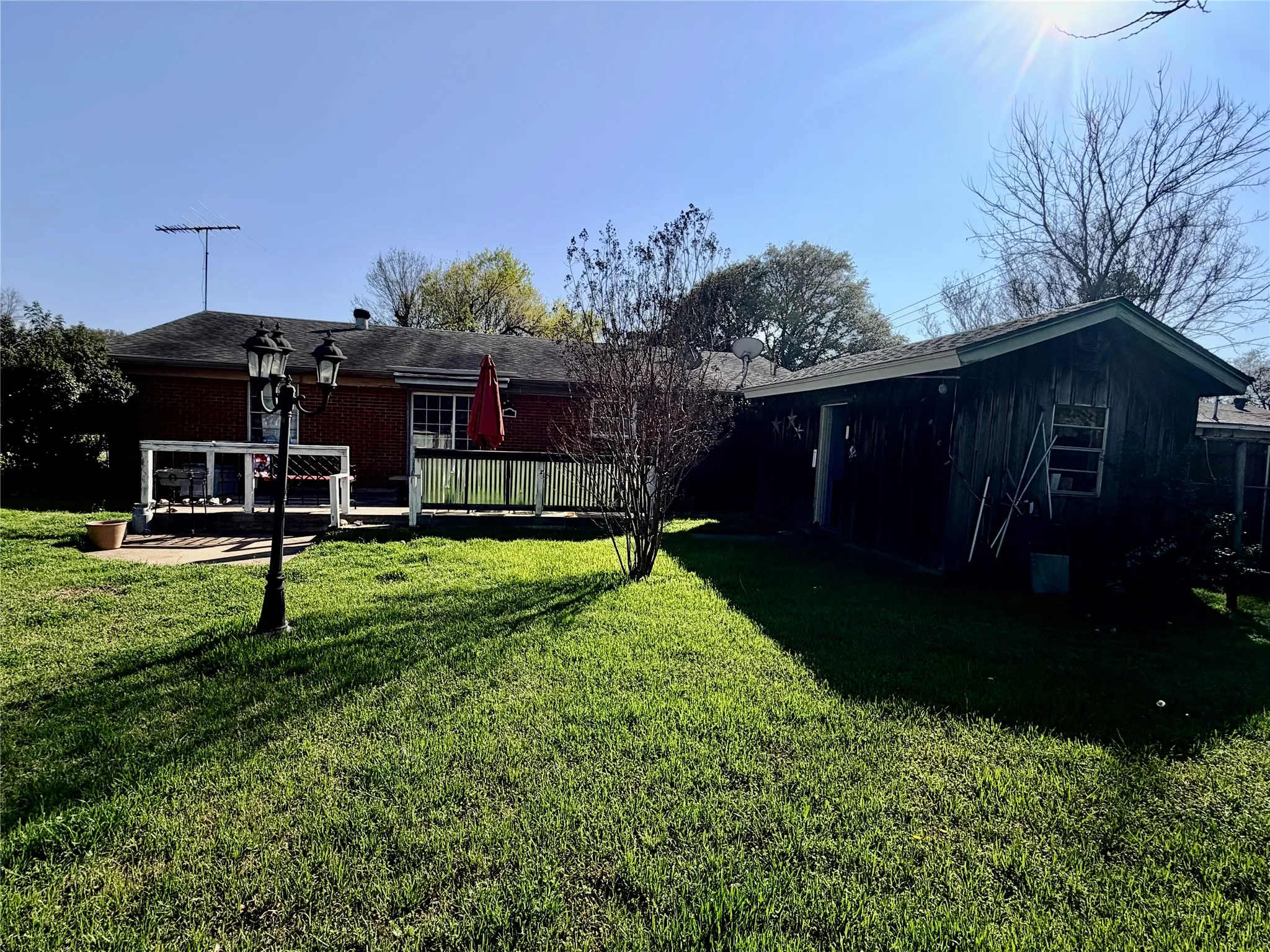 Single Family Residence For Sale in Tarrant County , 4704 Carlyle Drive, Fort Worth, Texas 76132, 3 Bedroom, 2 Bathroom, 1 Garage spaces, 1,162 Sqft, built in 1959, mls#21208427, Real Estate Agent in Fort Worth, Homes For Sale in Tarrant county, Homes For Sale in Fort Worth, Realtor in Fort Worth Texas, Real Estate Brokerage Independent Realty Texas, Luminita Cordes Realtor