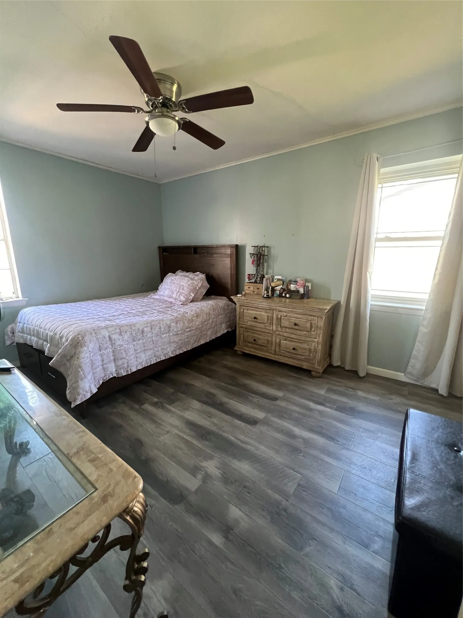 Single Family Residence For Sale in Tarrant County , 4704 Carlyle Drive, Fort Worth, Texas 76132, 3 Bedroom, 2 Bathroom, 1 Garage spaces, 1,162 Sqft, built in 1959, mls#21208427, Real Estate Agent in Fort Worth, Homes For Sale in Tarrant county, Homes For Sale in Fort Worth, Realtor in Fort Worth Texas, Real Estate Brokerage Independent Realty Texas, Luminita Cordes Realtor