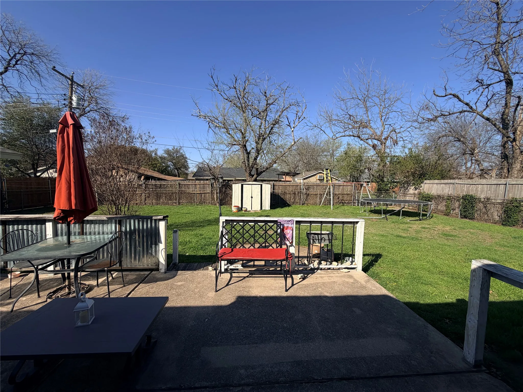 Single Family Residence For Sale in Tarrant County , 4704 Carlyle Drive, Fort Worth, Texas 76132, 3 Bedroom, 2 Bathroom, 1 Garage spaces, 1,162 Sqft, built in 1959, mls#21208427, Real Estate Agent in Fort Worth, Homes For Sale in Tarrant county, Homes For Sale in Fort Worth, Realtor in Fort Worth Texas, Real Estate Brokerage Independent Realty Texas, Luminita Cordes Realtor