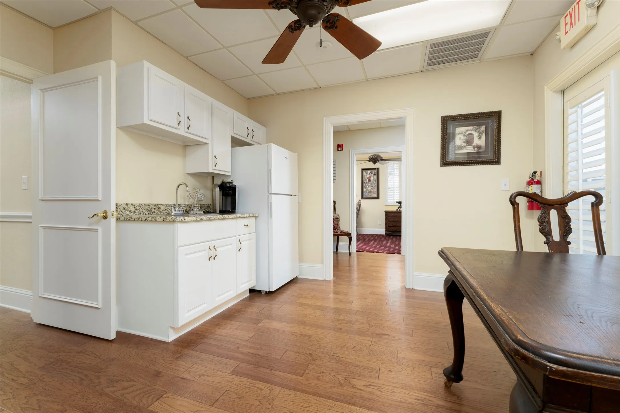 Office For Sale in Tarrant County , 2308 Michigan Court, Dalworthington Gardens, Texas 76016, 0, 0, Garage spaces, 0 Sqft, built in 2001, Preowned, Price $650,000, mls#21200931, Real Estate Agent in Dalworthington Gardens, Homes For Sale in Tarrant county, Homes For Sale in Dalworthington Gardens, Realtor in Dalworthington Gardens Texas, Real Estate Brokerage Independent Realty Texas, Luminita Cordes Realtor