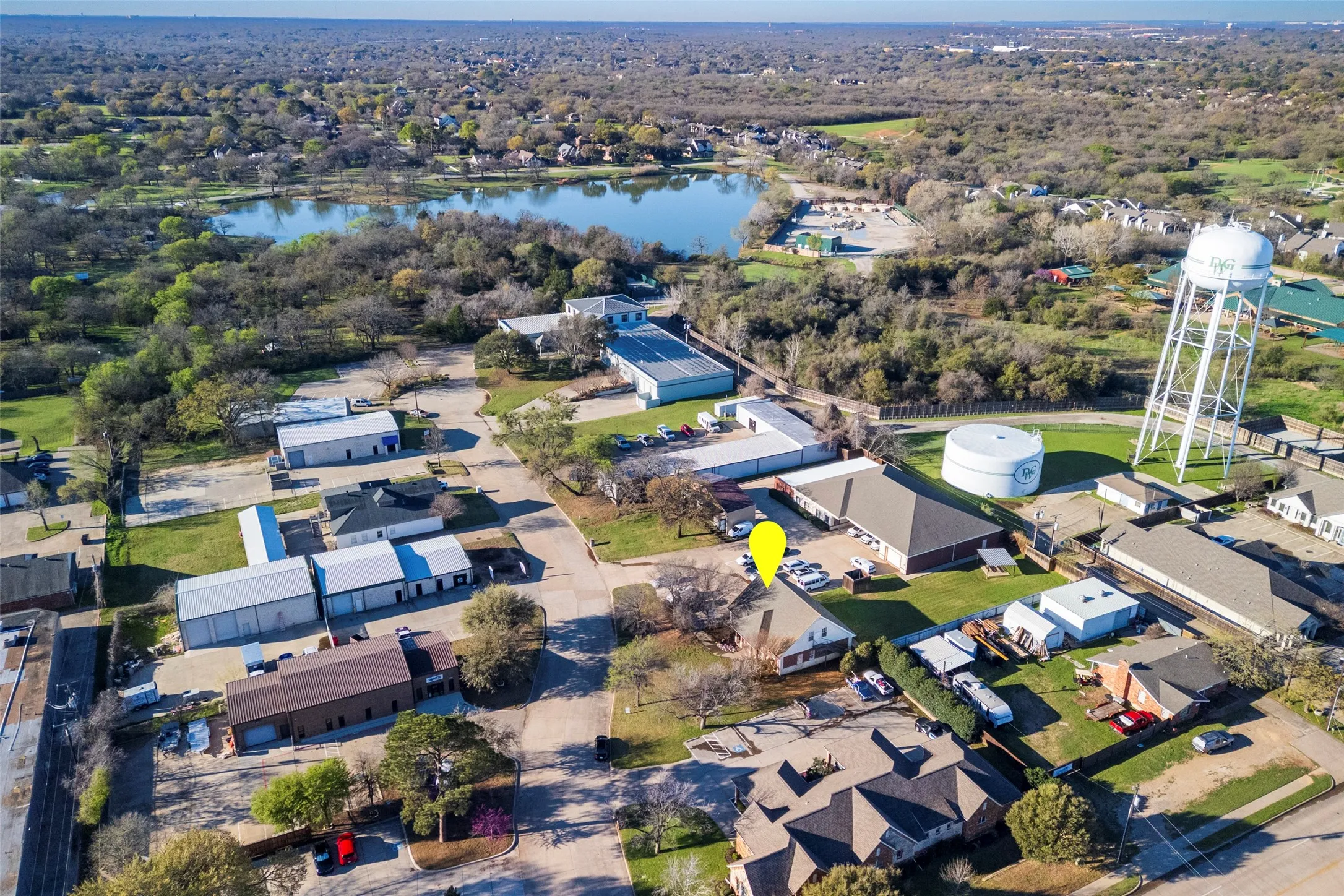 Location of office in comparison with surrounding area.