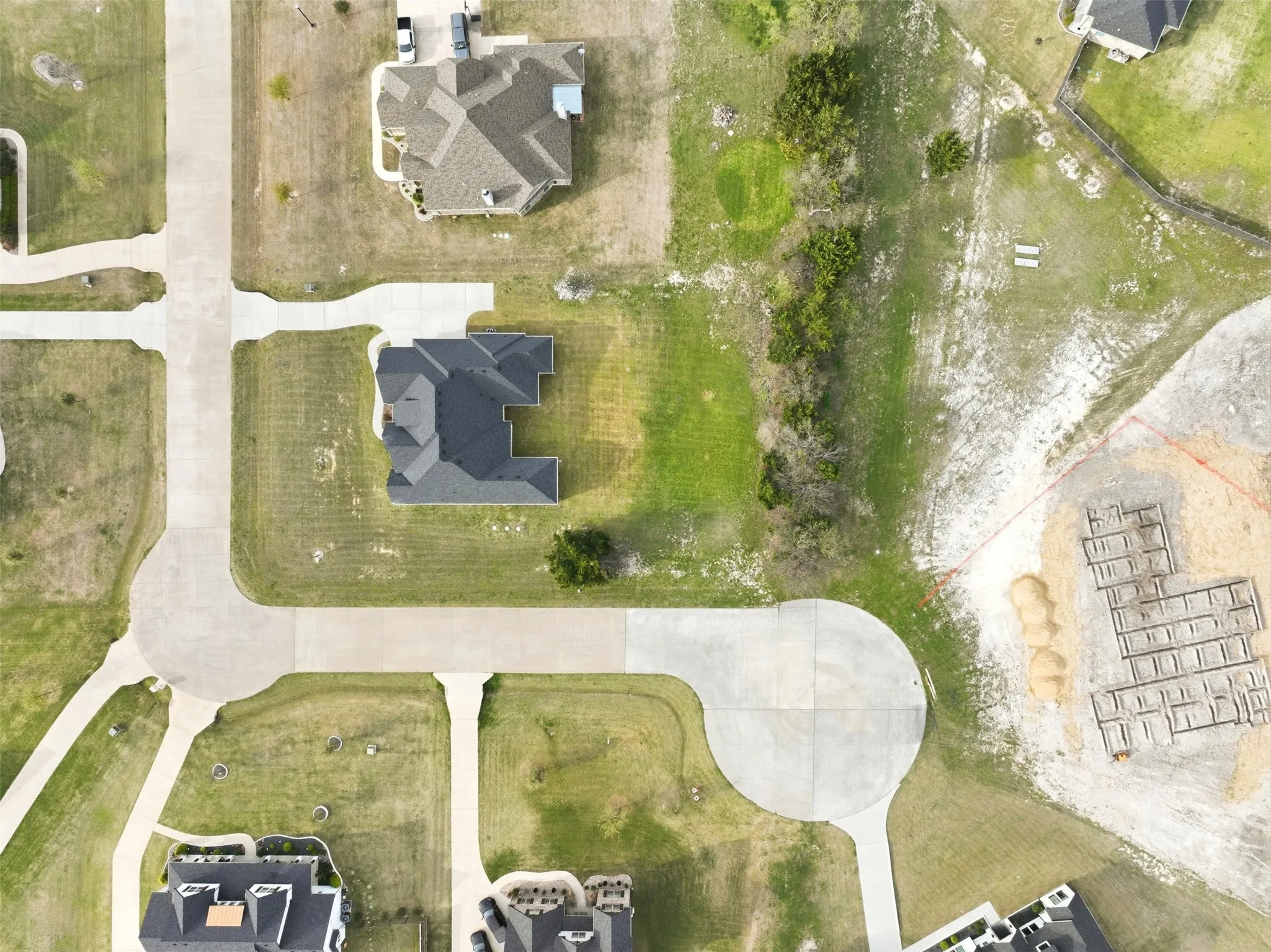 Single Family Residence For Sale in Ellis County , 3550 Sharp Court, Midlothian, Texas 76065, 4 Bedroom, 3 Bathroom, 3 Garage spaces, 3,180 Sqft, built in 2020, mls#21208607, Real Estate Agent in Midlothian, Homes For Sale in Ellis county, Homes For Sale in Midlothian, Realtor in Midlothian Texas, Real Estate Brokerage Independent Realty Texas, Luminita Cordes Realtor