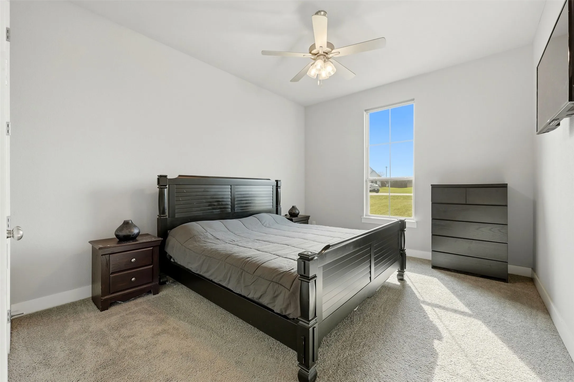 Single Family Residence For Sale in Ellis County , 3550 Sharp Court, Midlothian, Texas 76065, 4 Bedroom, 3 Bathroom, 3 Garage spaces, 3,180 Sqft, built in 2020, mls#21208607, Real Estate Agent in Midlothian, Homes For Sale in Ellis county, Homes For Sale in Midlothian, Realtor in Midlothian Texas, Real Estate Brokerage Independent Realty Texas, Luminita Cordes Realtor
