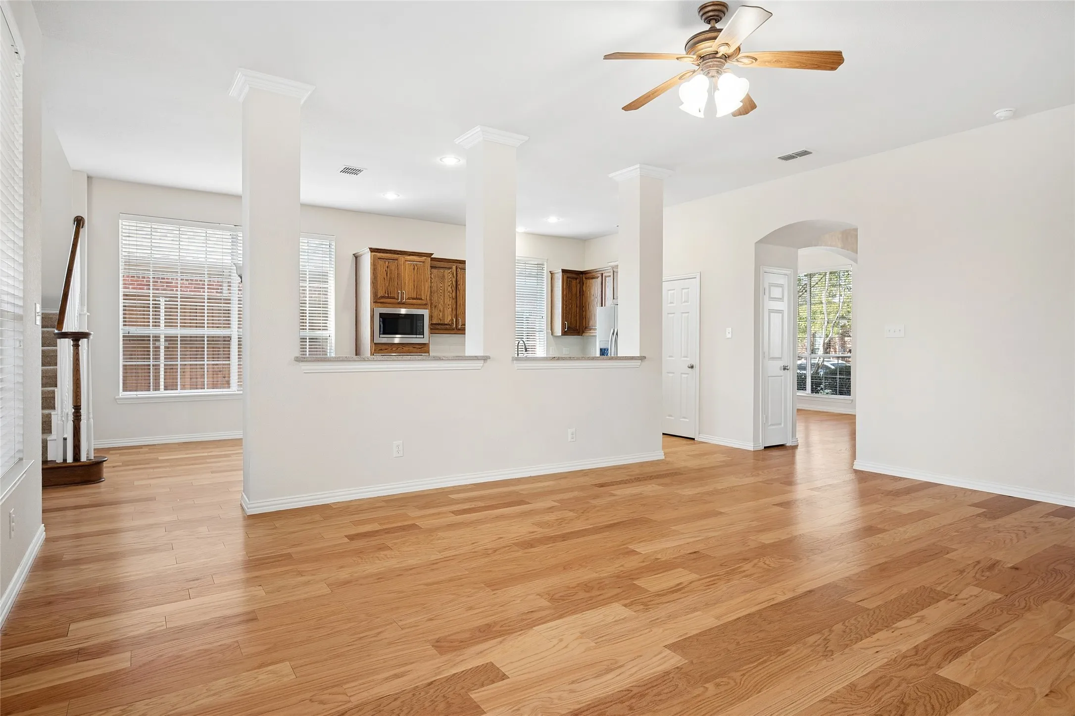 Single Family Residence For Sale in Denton County , 1219 Arbuckle Drive, Frisco, Texas 75033, 4 Bedroom, 3 Bathroom, 2 Garage spaces, 2,730 Sqft, built in 2002, mls#21203719, Real Estate Agent in Frisco, Homes For Sale in Denton county, Homes For Sale in Frisco, Realtor in Frisco Texas, Real Estate Brokerage Independent Realty Texas, Luminita Cordes Realtor