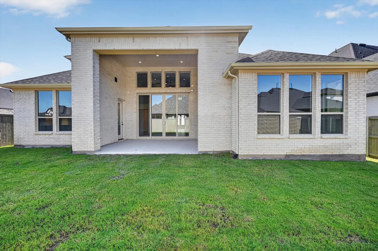 Single Family Residence For Sale in Denton County , 304 Barnwood Way, Northlake, Texas 76247, 5 Bedroom, 7 Bathroom, 3 Garage spaces, 3,983 Sqft, built in 2026, New Construction - Incomplete, mls#21208302, Real Estate Agent in Northlake, Homes For Sale in Denton county, Homes For Sale in Northlake, Realtor in Northlake Texas, Real Estate Brokerage Independent Realty Texas, Luminita Cordes Realtor