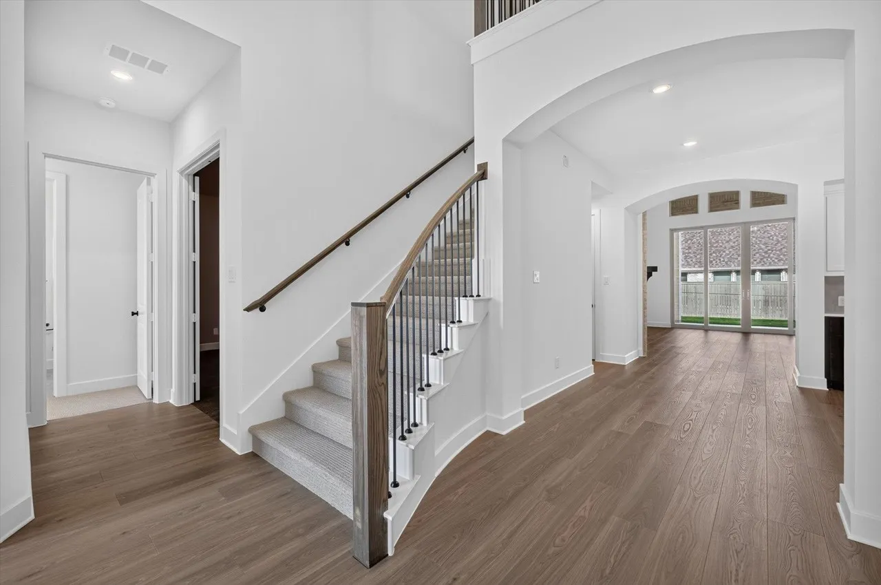 Single Family Residence For Sale in Denton County , 304 Barnwood Way, Northlake, Texas 76247, 5 Bedroom, 7 Bathroom, 3 Garage spaces, 3,983 Sqft, built in 2026, New Construction - Incomplete, mls#21208302, Real Estate Agent in Northlake, Homes For Sale in Denton county, Homes For Sale in Northlake, Realtor in Northlake Texas, Real Estate Brokerage Independent Realty Texas, Luminita Cordes Realtor
