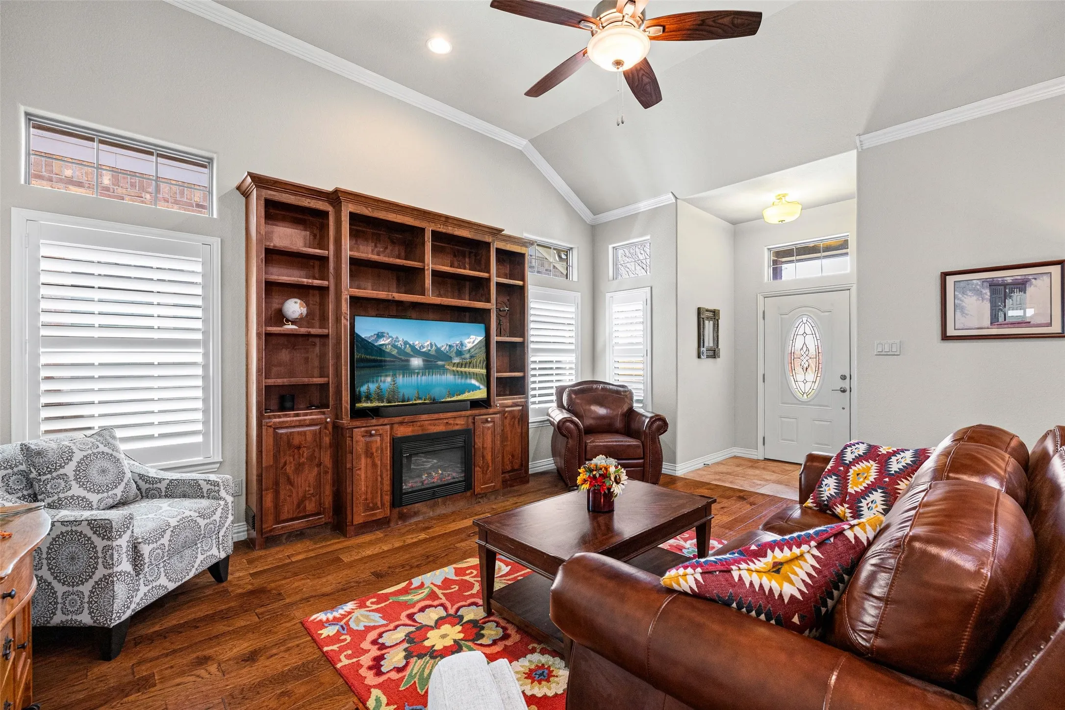 Single Family Residence For Sale in Hood County , 2214 Cobblestone Court, Granbury, Texas 76049, 3 Bedroom, 2 Bathroom, 2 Garage spaces, 1,440 Sqft, built in 2014, Preowned, Price $324,900, mls#21208590, Real Estate Agent in Granbury, Homes For Sale in Hood county, Homes For Sale in Granbury, Realtor in Granbury Texas, Real Estate Brokerage Independent Realty Texas, Luminita Cordes Realtor