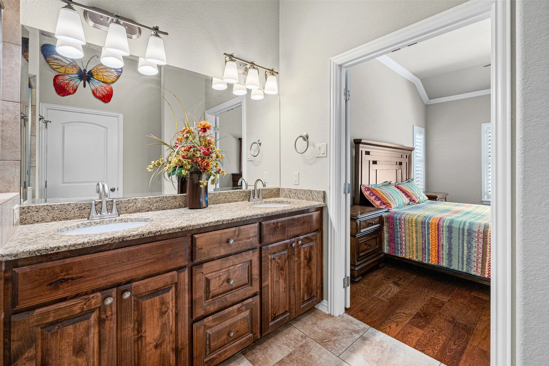 Single Family Residence For Sale in Hood County , 2214 Cobblestone Court, Granbury, Texas 76049, 3 Bedroom, 2 Bathroom, 2 Garage spaces, 1,440 Sqft, built in 2014, Preowned, Price $324,900, mls#21208590, Real Estate Agent in Granbury, Homes For Sale in Hood county, Homes For Sale in Granbury, Realtor in Granbury Texas, Real Estate Brokerage Independent Realty Texas, Luminita Cordes Realtor