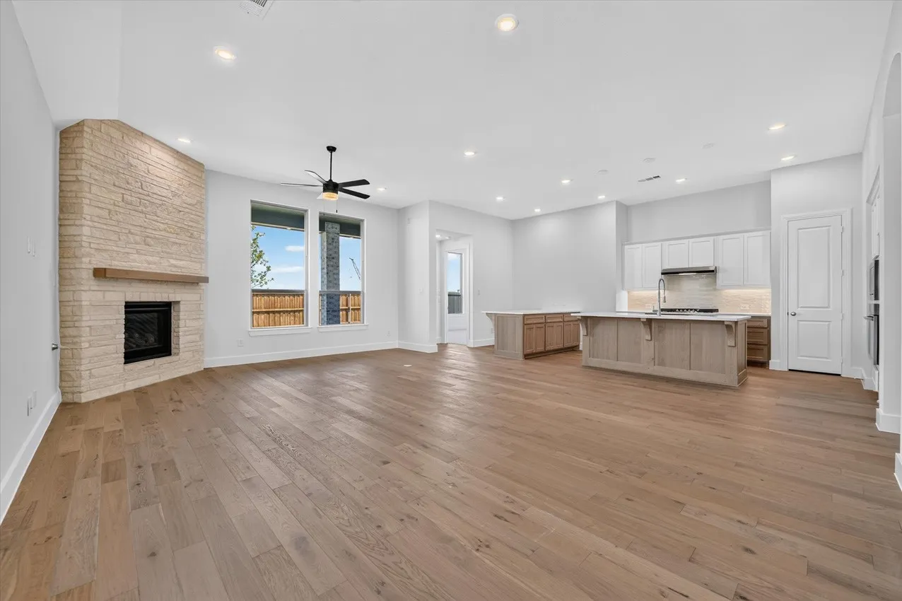 Single Family Residence For Sale in Denton County , 1033 Alberta Spruce Road, Fort Worth, Texas 76247, 3 Bedroom, 2 Bathroom, 2 Garage spaces, 1,864 Sqft, built in 2026, New Construction - Incomplete, mls#21208389, Real Estate Agent in Fort Worth, Homes For Sale in Denton county, Homes For Sale in Fort Worth, Realtor in Fort Worth Texas, Real Estate Brokerage Independent Realty Texas, Luminita Cordes Realtor
