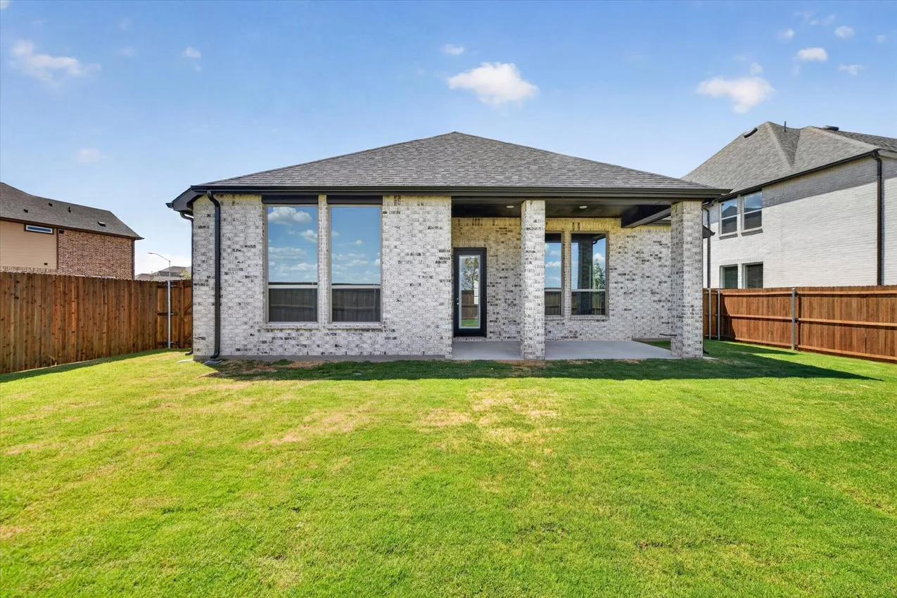 Single Family Residence For Sale in Denton County , 1033 Alberta Spruce Road, Fort Worth, Texas 76247, 3 Bedroom, 2 Bathroom, 2 Garage spaces, 1,864 Sqft, built in 2026, New Construction - Incomplete, mls#21208389, Real Estate Agent in Fort Worth, Homes For Sale in Denton county, Homes For Sale in Fort Worth, Realtor in Fort Worth Texas, Real Estate Brokerage Independent Realty Texas, Luminita Cordes Realtor