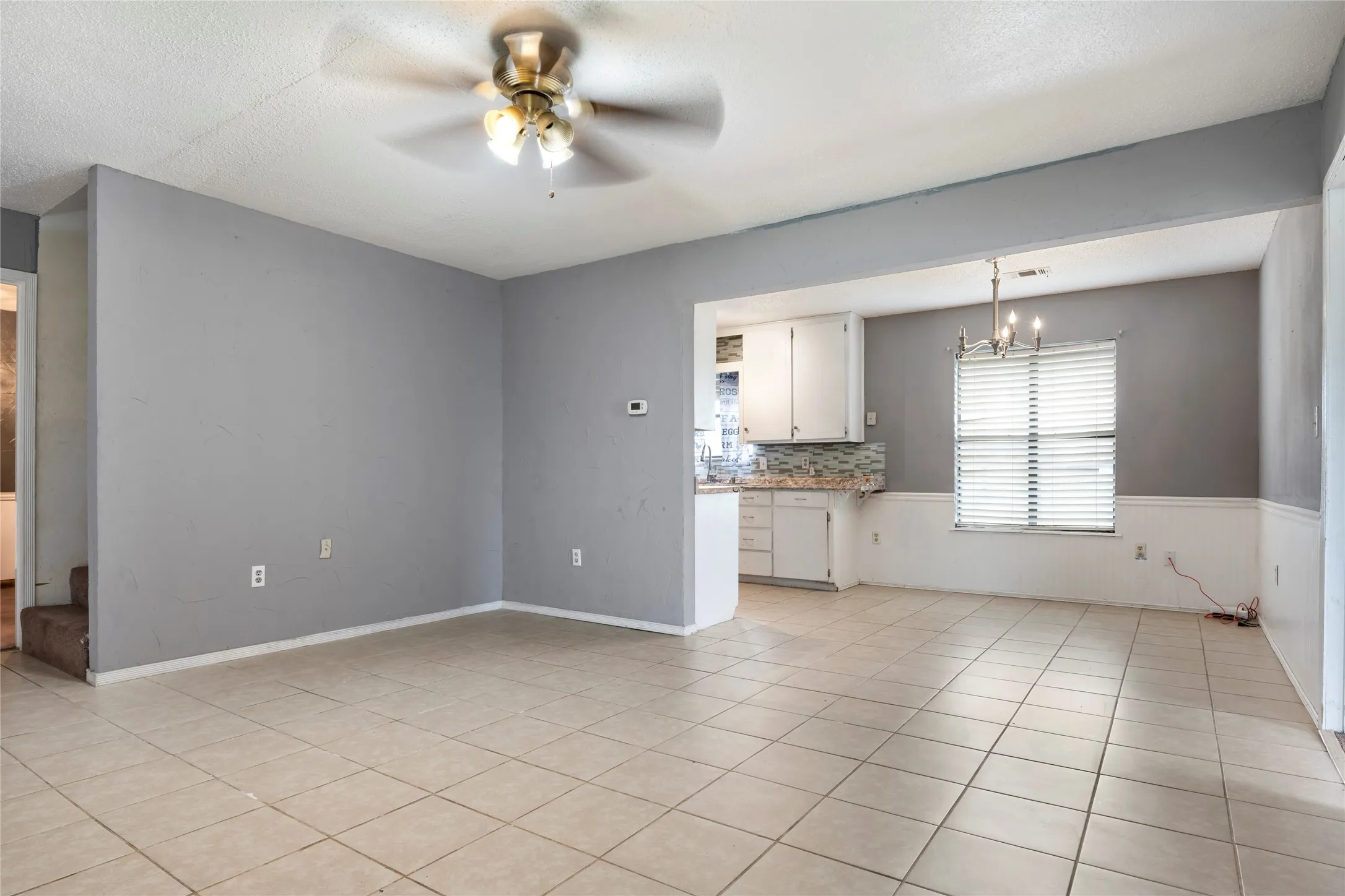 Single Family Residence For Sale in Hill County , 1106 Hcr 1414, Covington, Texas 76636, 4 Bedroom, 2 Bathroom, Garage spaces, 1,432 Sqft, built in 1985, mls#21207773, Real Estate Agent in Covington, Homes For Sale in Hill county, Homes For Sale in Covington, Realtor in Covington Texas, Real Estate Brokerage Independent Realty Texas, Luminita Cordes Realtor