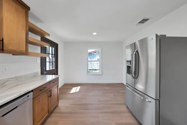 Single Family Residence For Sale in Hunt County , 3005 Maple Avenue, Greenville, Texas 75402, 3 Bedroom, 1 Bathroom, 1 Garage spaces, 1,163 Sqft, built in 1958, mls#21208780, Real Estate Agent in Greenville, Homes For Sale in Hunt county, Homes For Sale in Greenville, Realtor in Greenville Texas, Real Estate Brokerage Independent Realty Texas, Luminita Cordes Realtor