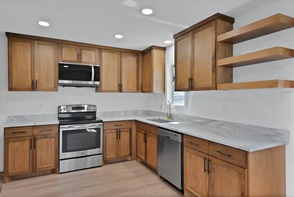 Single Family Residence For Sale in Hunt County , 3005 Maple Avenue, Greenville, Texas 75402, 3 Bedroom, 1 Bathroom, 1 Garage spaces, 1,163 Sqft, built in 1958, mls#21208780, Real Estate Agent in Greenville, Homes For Sale in Hunt county, Homes For Sale in Greenville, Realtor in Greenville Texas, Real Estate Brokerage Independent Realty Texas, Luminita Cordes Realtor