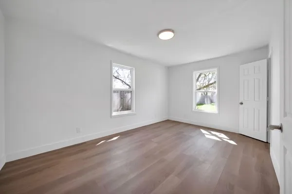 Single Family Residence For Sale in Hunt County , 3005 Maple Avenue, Greenville, Texas 75402, 3 Bedroom, 1 Bathroom, 1 Garage spaces, 1,163 Sqft, built in 1958, mls#21208780, Real Estate Agent in Greenville, Homes For Sale in Hunt county, Homes For Sale in Greenville, Realtor in Greenville Texas, Real Estate Brokerage Independent Realty Texas, Luminita Cordes Realtor