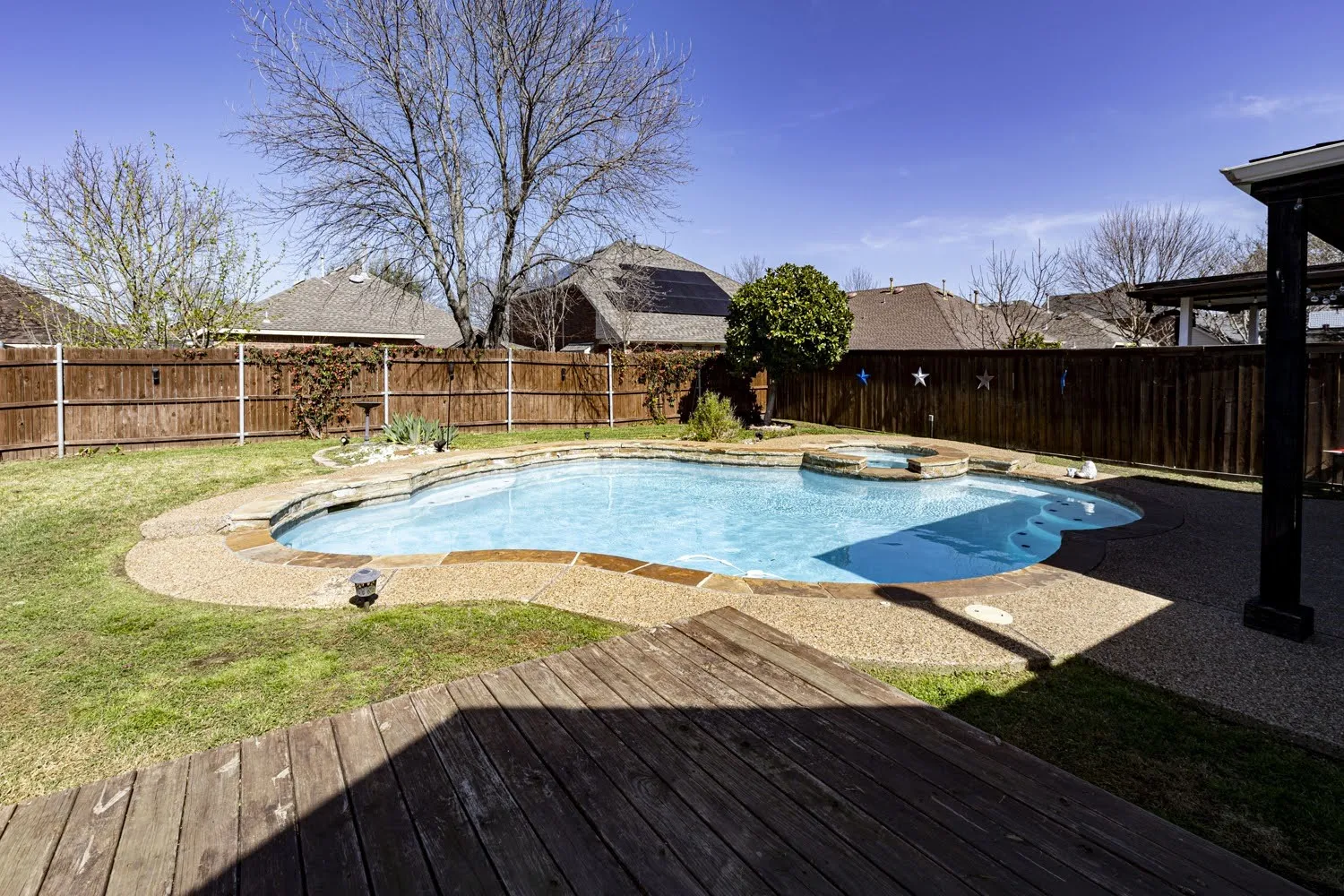 Single Family Residence For Sale in Dallas County , 9509 Glenshee Drive, Rowlett, Texas 75089, 4 Bedroom, 3 Bathroom, 2 Garage spaces, 2,556 Sqft, built in 2003, mls#21208835, Real Estate Agent in Rowlett, Homes For Sale in Dallas county, Homes For Sale in Rowlett, Realtor in Rowlett Texas, Real Estate Brokerage Independent Realty Texas, Luminita Cordes Realtor