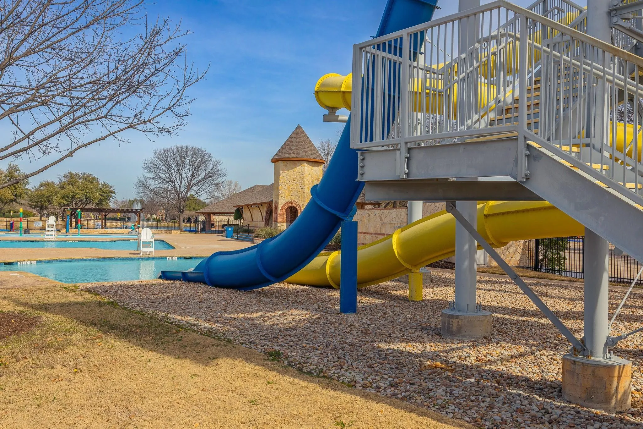 Single Family Residence For Sale in Dallas County , 9509 Glenshee Drive, Rowlett, Texas 75089, 4 Bedroom, 3 Bathroom, 2 Garage spaces, 2,556 Sqft, built in 2003, mls#21208835, Real Estate Agent in Rowlett, Homes For Sale in Dallas county, Homes For Sale in Rowlett, Realtor in Rowlett Texas, Real Estate Brokerage Independent Realty Texas, Luminita Cordes Realtor