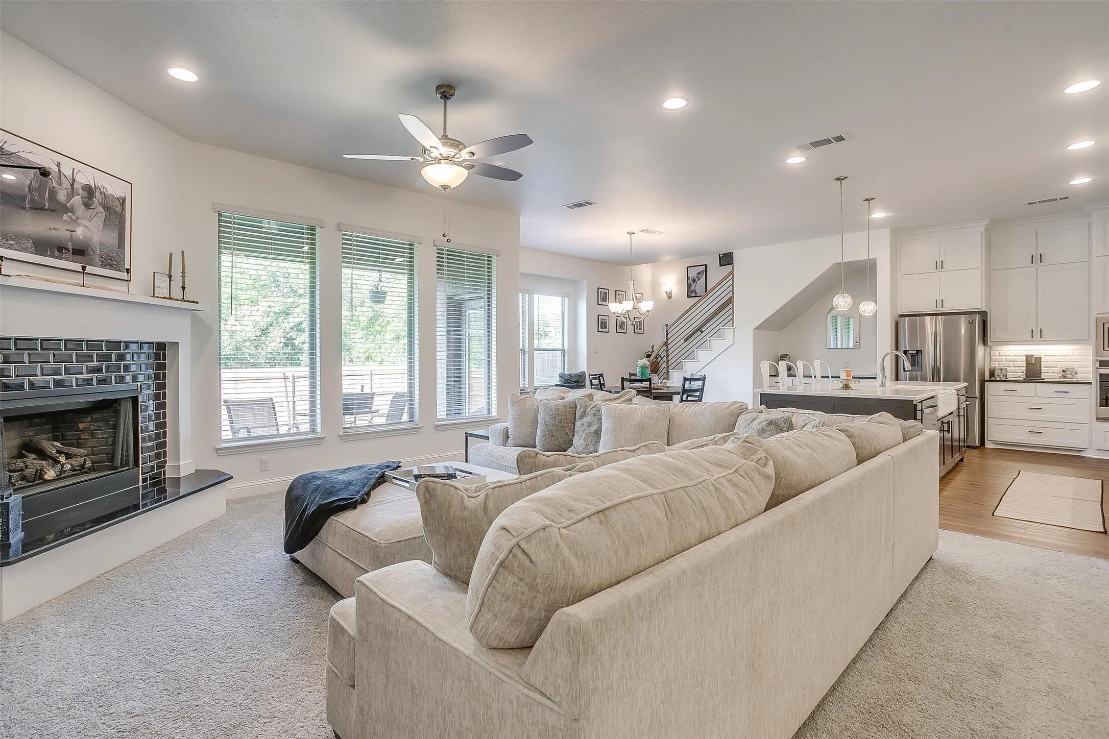 Single Family Residence For Sale in Johnson County , 517 Ramon Street, Burleson, Texas 76028, 4 Bedroom, 4 Bathroom, 2 Garage spaces, 3,278 Sqft, built in 2023, Preowned, mls#21206734, Real Estate Agent in Burleson, Homes For Sale in Johnson county, Homes For Sale in Burleson, Realtor in Burleson Texas, Real Estate Brokerage Independent Realty Texas, Luminita Cordes Realtor