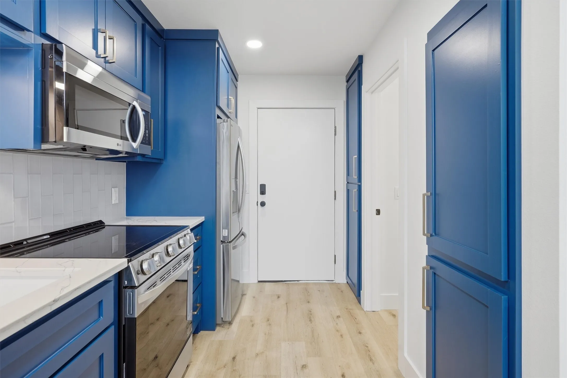 Townhouse For Sale in Palo Pinto County , 3007 Upcreek Alley 6, Strawn, Texas 76475, 2 Bedroom, 3 Bathroom, Garage spaces, 684 Sqft, built in 2024, Preowned, mls#21207832, Real Estate Agent in Strawn, Homes For Sale in Palo Pinto county, Homes For Sale in Strawn, Realtor in Strawn Texas, Real Estate Brokerage Independent Realty Texas, Luminita Cordes Realtor