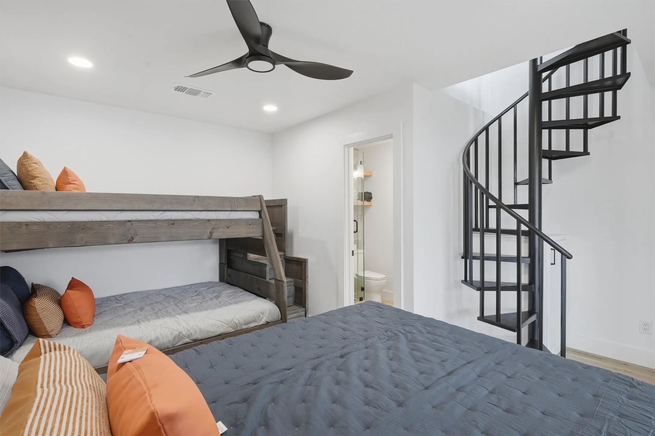 Townhouse For Sale in Palo Pinto County , 3007 Upcreek Alley 6, Strawn, Texas 76475, 2 Bedroom, 3 Bathroom, Garage spaces, 684 Sqft, built in 2024, Preowned, mls#21207832, Real Estate Agent in Strawn, Homes For Sale in Palo Pinto county, Homes For Sale in Strawn, Realtor in Strawn Texas, Real Estate Brokerage Independent Realty Texas, Luminita Cordes Realtor