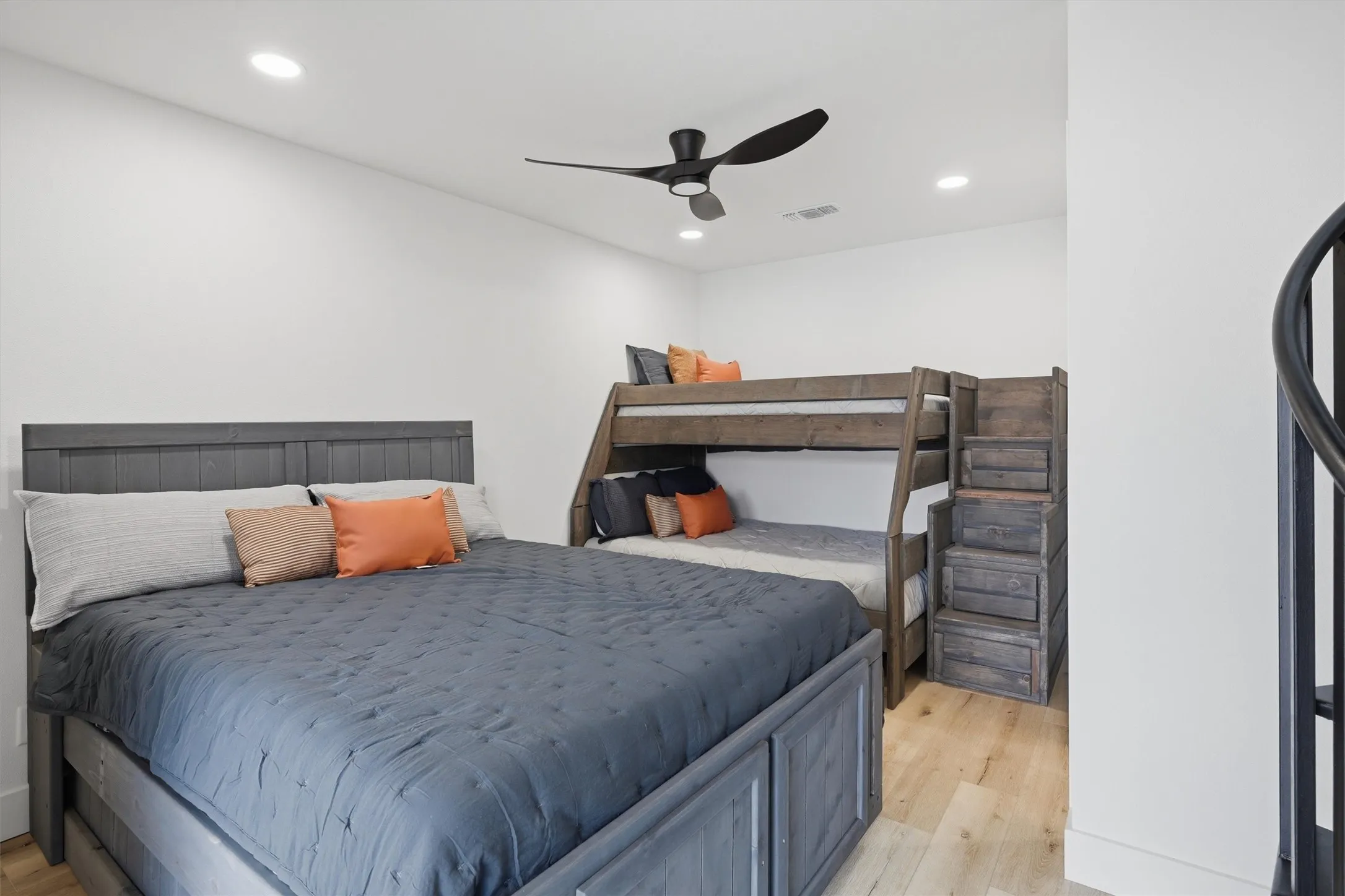 Townhouse For Sale in Palo Pinto County , 3007 Upcreek Alley 6, Strawn, Texas 76475, 2 Bedroom, 3 Bathroom, Garage spaces, 684 Sqft, built in 2024, Preowned, mls#21207832, Real Estate Agent in Strawn, Homes For Sale in Palo Pinto county, Homes For Sale in Strawn, Realtor in Strawn Texas, Real Estate Brokerage Independent Realty Texas, Luminita Cordes Realtor