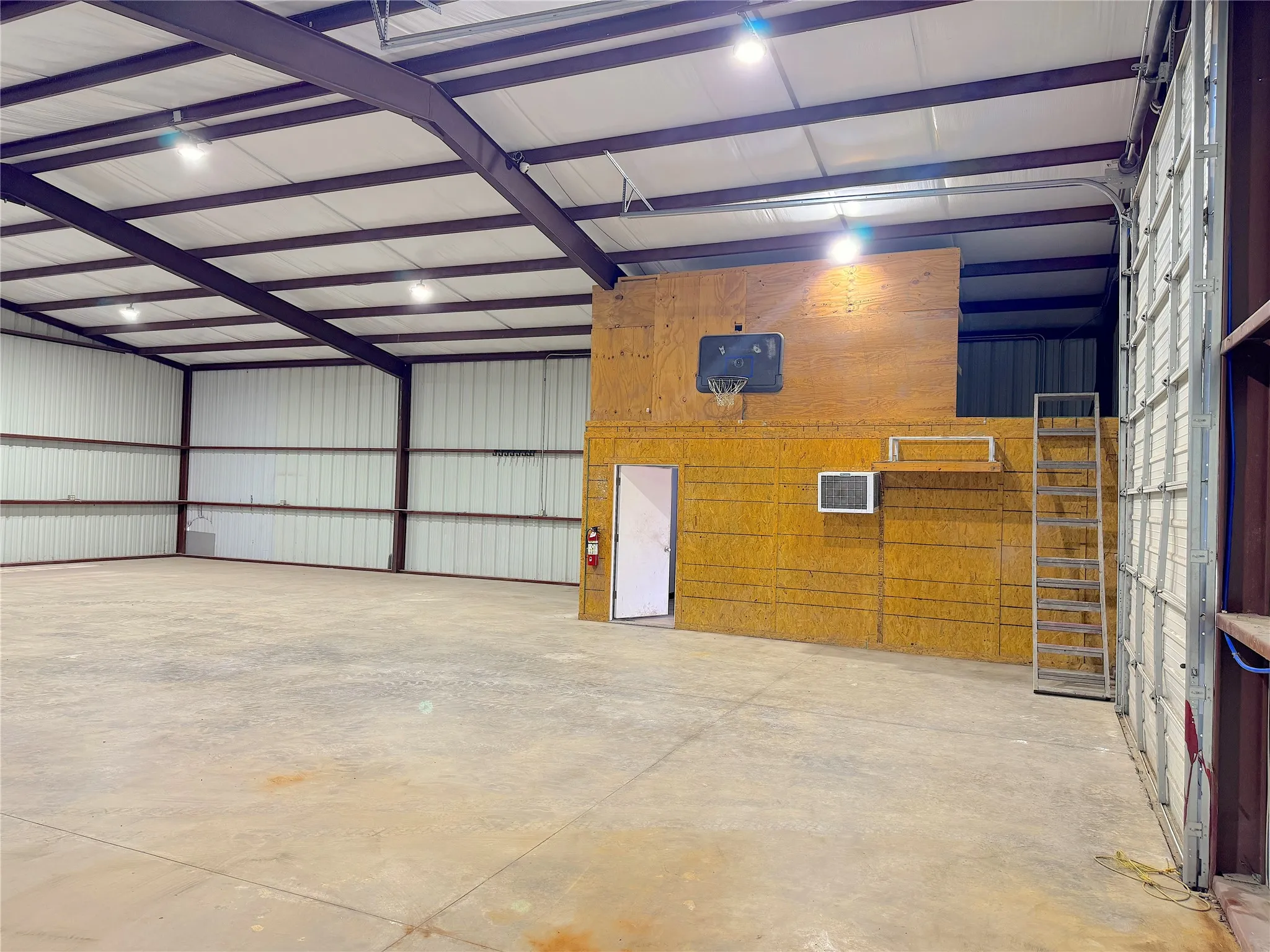 Warehouse For Sale in Parker County , 2399 N Fm 51, Weatherford, Texas 76085, 0, 0, Garage spaces, 0 Sqft, built in 2024, Preowned, mls#21208890, Real Estate Agent in Weatherford, Homes For Sale in Parker county, Homes For Sale in Weatherford, Realtor in Weatherford Texas, Real Estate Brokerage Independent Realty Texas, Luminita Cordes Realtor