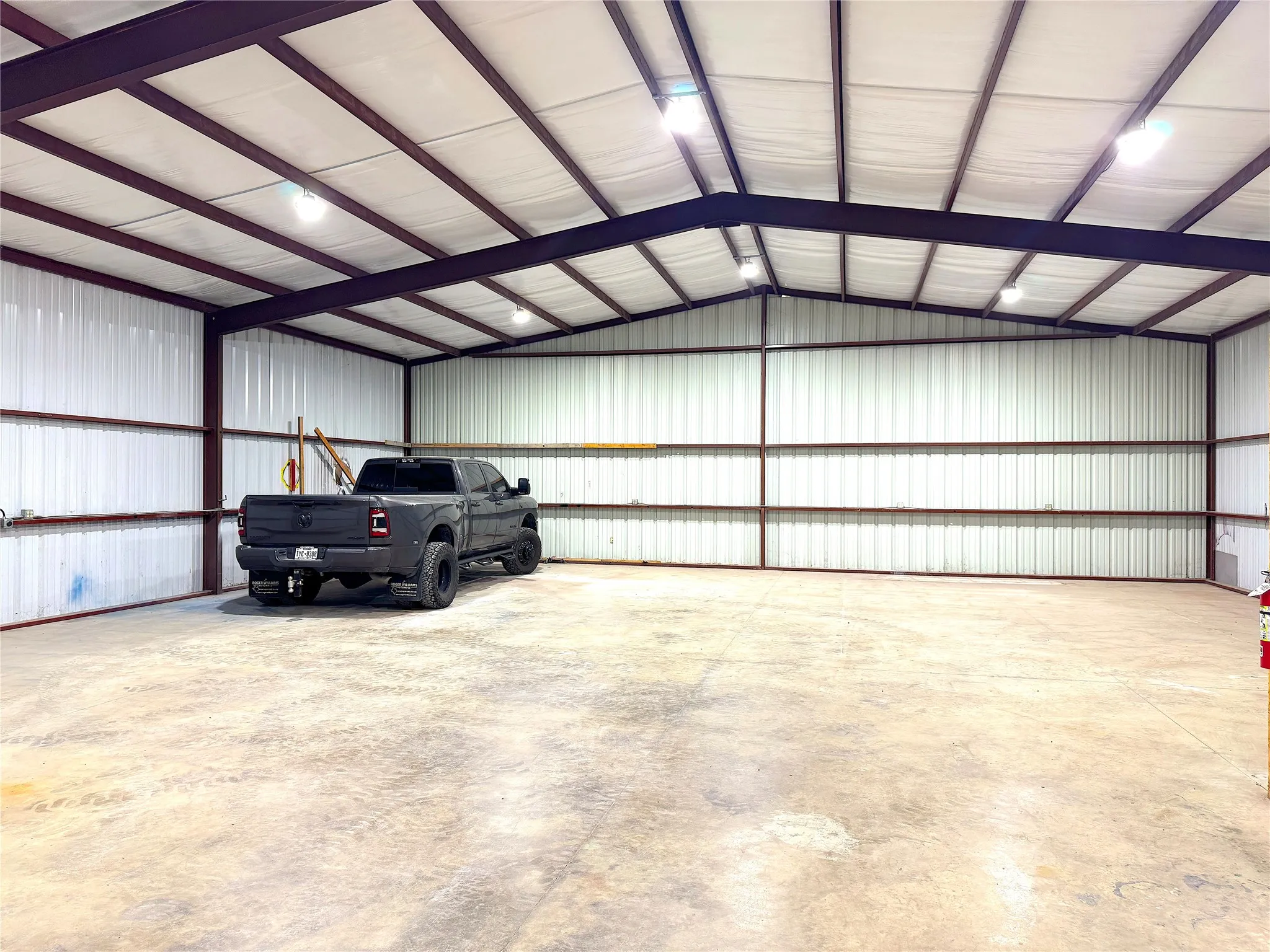 Warehouse For Sale in Parker County , 2399 N Fm 51, Weatherford, Texas 76085, 0, 0, Garage spaces, 0 Sqft, built in 2024, Preowned, mls#21208890, Real Estate Agent in Weatherford, Homes For Sale in Parker county, Homes For Sale in Weatherford, Realtor in Weatherford Texas, Real Estate Brokerage Independent Realty Texas, Luminita Cordes Realtor