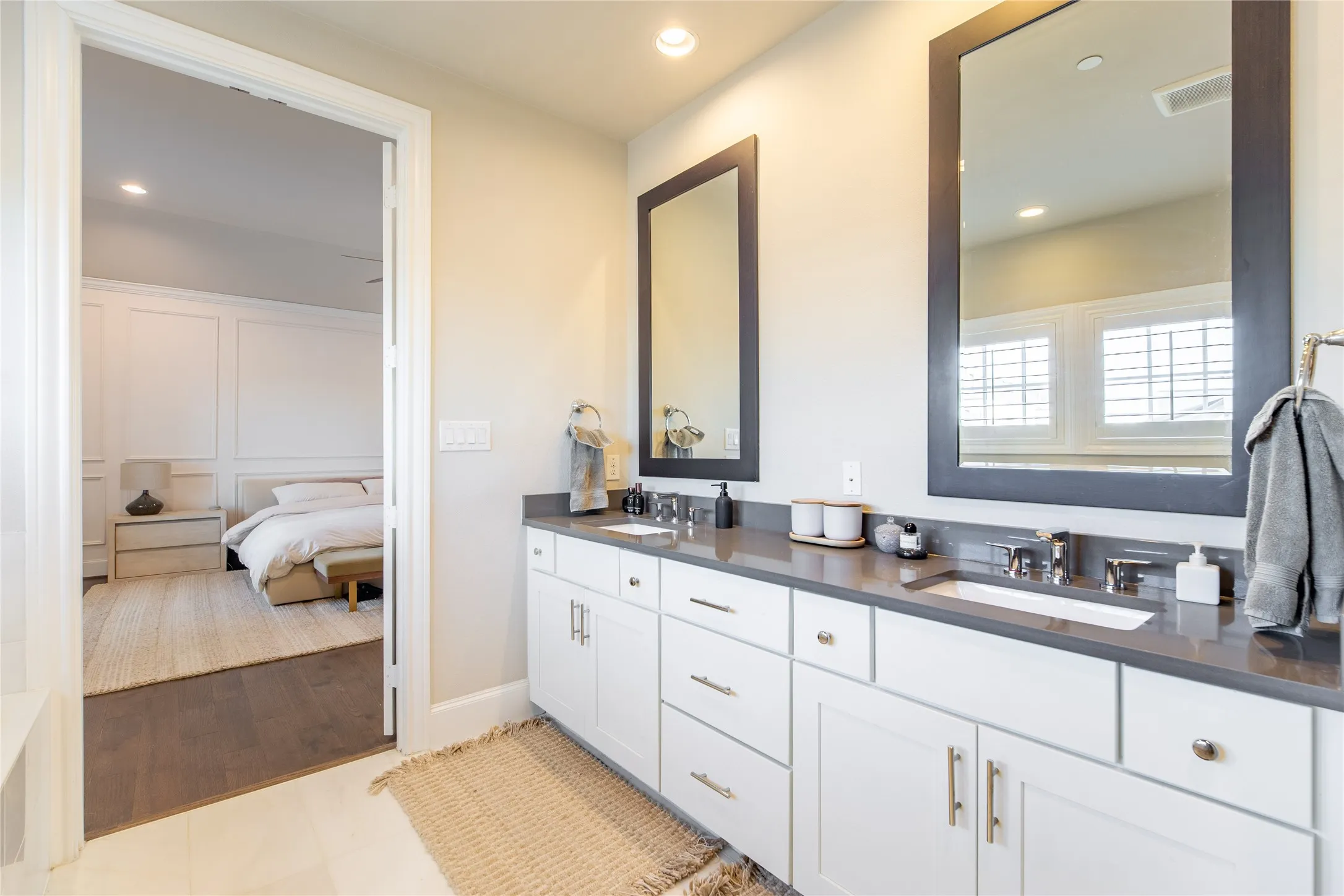 Townhouse For Sale in Dallas County , 4116 Runyon Road, Addison, Texas 75001, 3 Bedrooms, 4 Bathrooms, 2 Garage spaces, 2,588 Sqft, built in 2018, Preowned, Price $725,000, mls#21193730, Real Estate Agent in Addison, Homes For Sale in Dallas county, Homes For Sale in Addison, Realtor in Addison Texas, Real Estate Brokerage Independent Realty Texas, Luminita Cordes Realtor