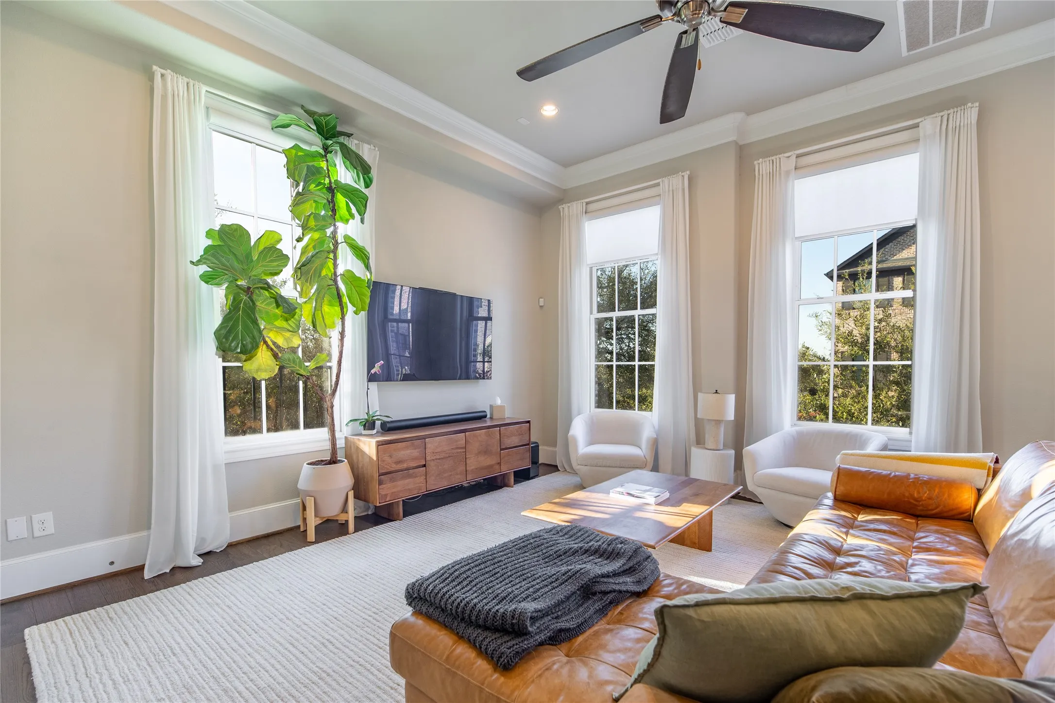 Townhouse For Sale in Dallas County , 4116 Runyon Road, Addison, Texas 75001, 3 Bedrooms, 4 Bathrooms, 2 Garage spaces, 2,588 Sqft, built in 2018, Preowned, Price $725,000, mls#21193730, Real Estate Agent in Addison, Homes For Sale in Dallas county, Homes For Sale in Addison, Realtor in Addison Texas, Real Estate Brokerage Independent Realty Texas, Luminita Cordes Realtor
