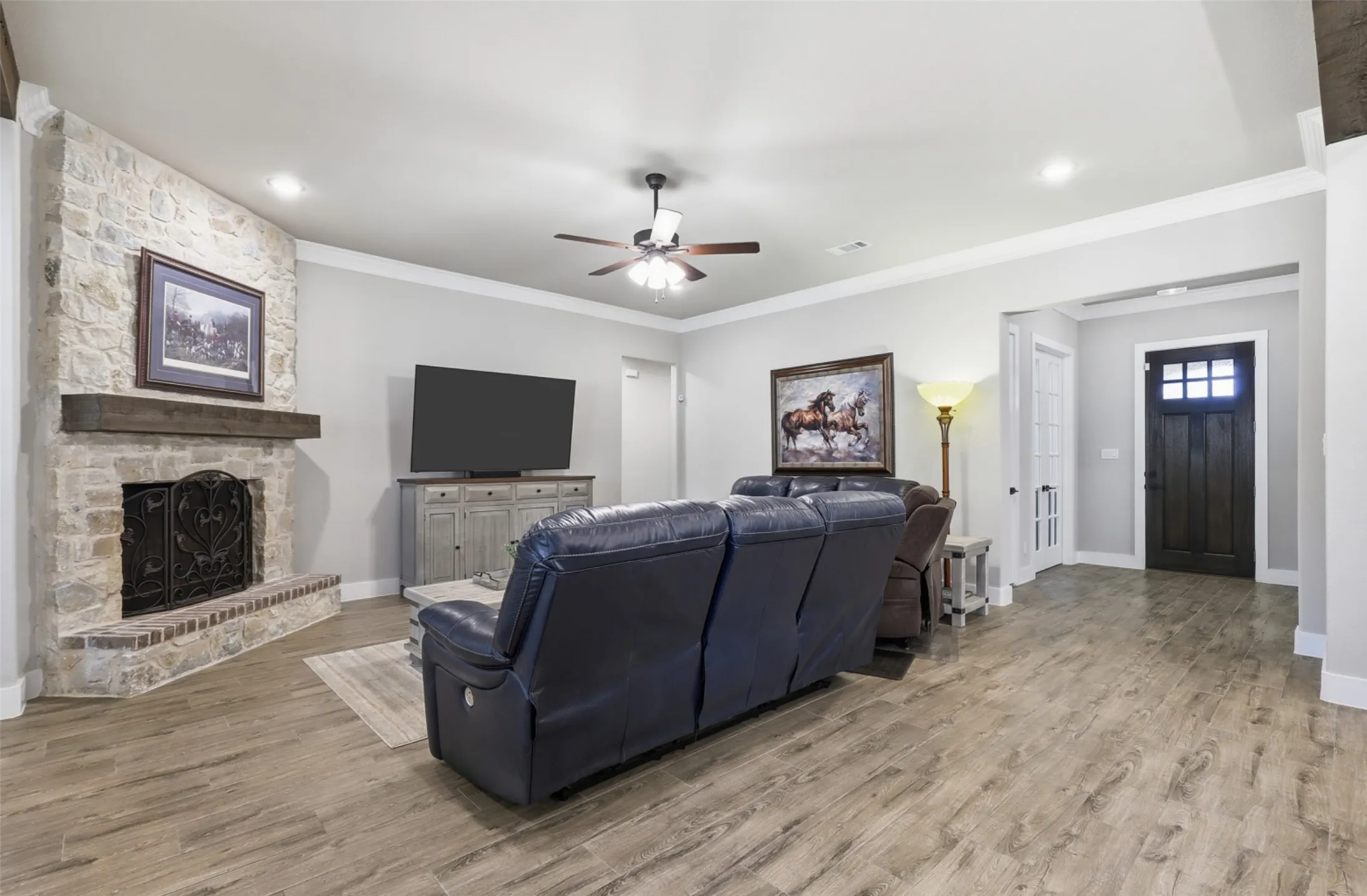 Single Family Residence For Sale in Johnson County , 2021 Crystal Palace Boulevard, Alvarado, Texas 76009, 4 Bedroom, 3 Bathroom, 3 Garage spaces, 2,747 Sqft, built in 2025, mls#21206166, Real Estate Agent in Alvarado, Homes For Sale in Johnson county, Homes For Sale in Alvarado, Realtor in Alvarado Texas, Real Estate Brokerage Independent Realty Texas, Luminita Cordes Realtor