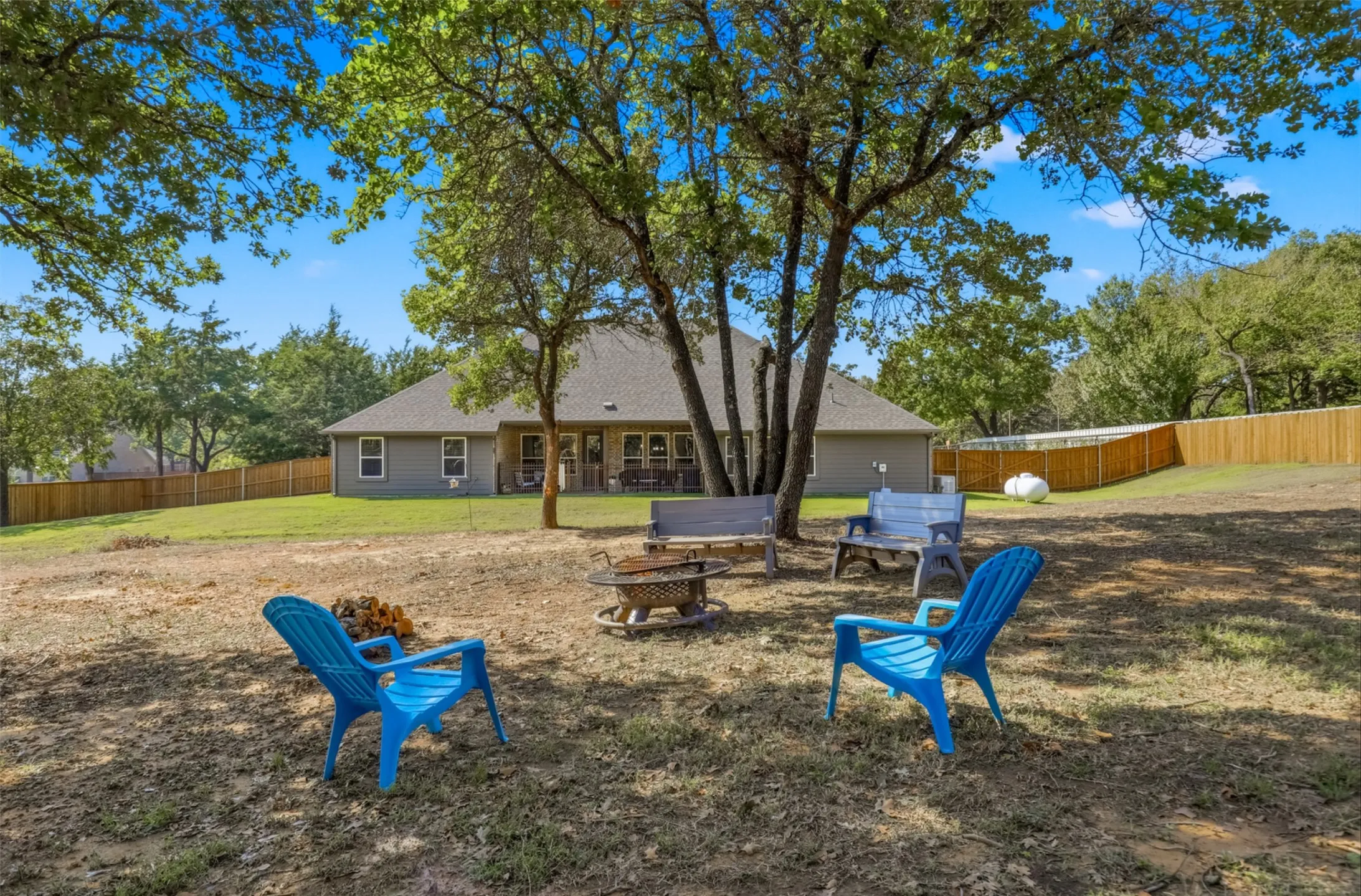 Single Family Residence For Sale in Johnson County , 2021 Crystal Palace Boulevard, Alvarado, Texas 76009, 4 Bedroom, 3 Bathroom, 3 Garage spaces, 2,747 Sqft, built in 2025, mls#21206166, Real Estate Agent in Alvarado, Homes For Sale in Johnson county, Homes For Sale in Alvarado, Realtor in Alvarado Texas, Real Estate Brokerage Independent Realty Texas, Luminita Cordes Realtor