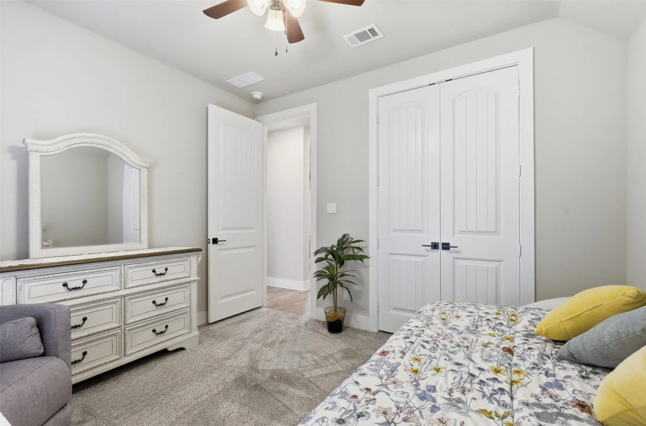 Single Family Residence For Sale in Johnson County , 2021 Crystal Palace Boulevard, Alvarado, Texas 76009, 4 Bedroom, 3 Bathroom, 3 Garage spaces, 2,747 Sqft, built in 2025, mls#21206166, Real Estate Agent in Alvarado, Homes For Sale in Johnson county, Homes For Sale in Alvarado, Realtor in Alvarado Texas, Real Estate Brokerage Independent Realty Texas, Luminita Cordes Realtor