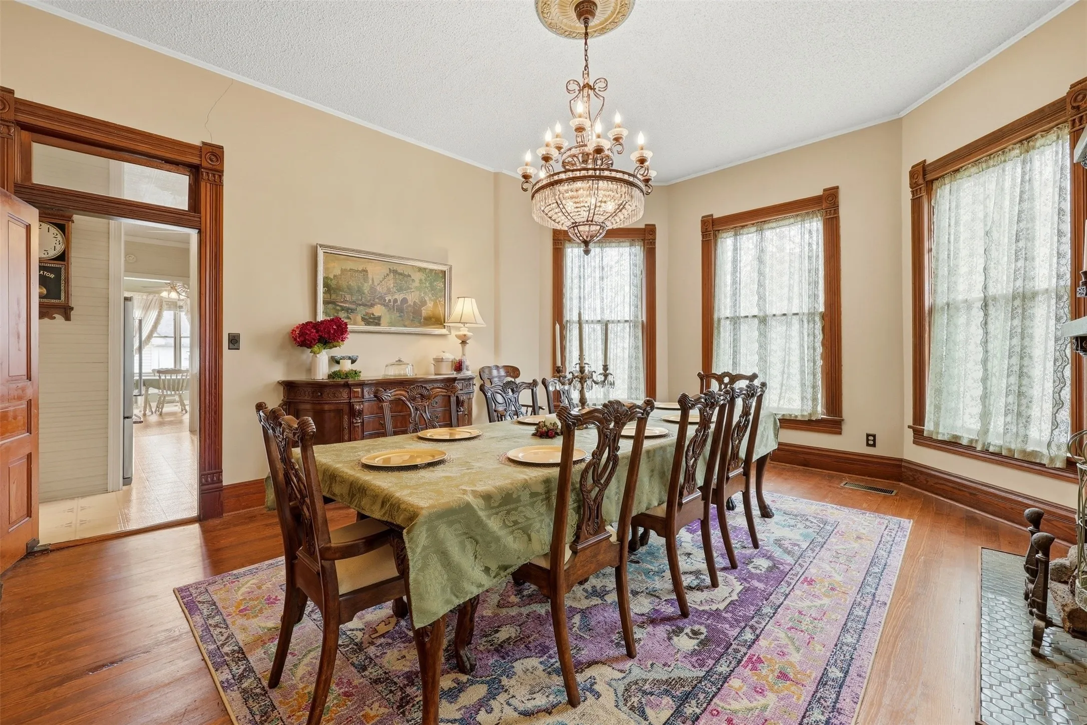 Single Family Residence For Sale in Montague County , 306 E Tarrant Street, Bowie, Texas 76230, 6 Bedroom, 4 Bathroom, 2 Garage spaces, 4,444 Sqft, built in 1904, mls#21208606, Real Estate Agent in Bowie, Homes For Sale in Montague county, Homes For Sale in Bowie, Realtor in Bowie Texas, Real Estate Brokerage Independent Realty Texas, Luminita Cordes Realtor