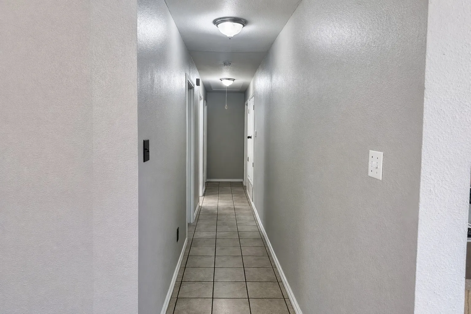 Single Family Residence For Sale in Kaufman County , 914 N Catherine Street, Terrell, Texas 75160, 3 Bedroom, 2 Bathroom, Garage spaces, 1,440 Sqft, built in 2006, Price $215,000, mls#21208965, Real Estate Agent in Terrell, Homes For Sale in Kaufman county, Homes For Sale in Terrell, Realtor in Terrell Texas, Real Estate Brokerage Independent Realty Texas, Luminita Cordes Realtor