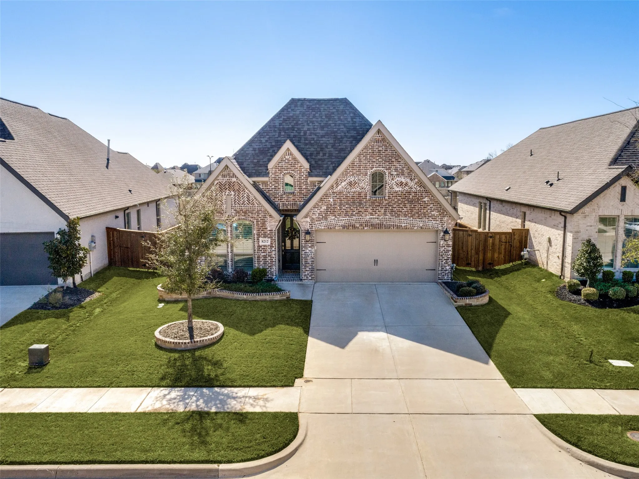 Single Family Residence For Sale in Collin County , 8212 San Bernard Trail, Mc Kinney, Texas 75071, 4 Bedroom, 3 Bathroom, 2 Garage spaces, 2,176 Sqft, built in 2021, Preowned, mls#21208962, Real Estate Agent in Mc Kinney, Homes For Sale in Collin county, Homes For Sale in Mc Kinney, Realtor in Mc Kinney Texas, Real Estate Brokerage Independent Realty Texas, Luminita Cordes Realtor