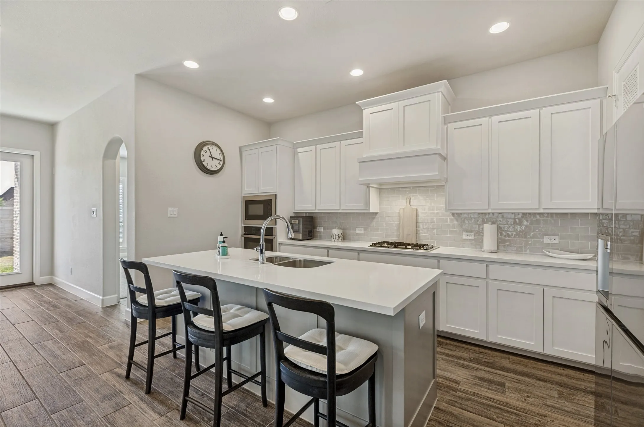Single Family Residence For Sale in Collin County , 8212 San Bernard Trail, Mc Kinney, Texas 75071, 4 Bedroom, 3 Bathroom, 2 Garage spaces, 2,176 Sqft, built in 2021, Preowned, mls#21208962, Real Estate Agent in Mc Kinney, Homes For Sale in Collin county, Homes For Sale in Mc Kinney, Realtor in Mc Kinney Texas, Real Estate Brokerage Independent Realty Texas, Luminita Cordes Realtor