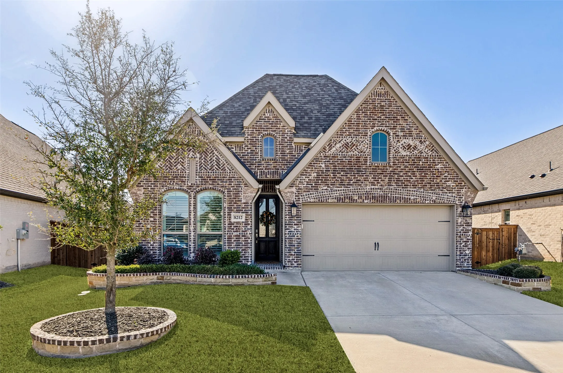 Single Family Residence For Sale in Collin County , 8212 San Bernard Trail, Mc Kinney, Texas 75071, 4 Bedroom, 3 Bathroom, 2 Garage spaces, 2,176 Sqft, built in 2021, Preowned, mls#21208962, Real Estate Agent in Mc Kinney, Homes For Sale in Collin county, Homes For Sale in Mc Kinney, Realtor in Mc Kinney Texas, Real Estate Brokerage Independent Realty Texas, Luminita Cordes Realtor