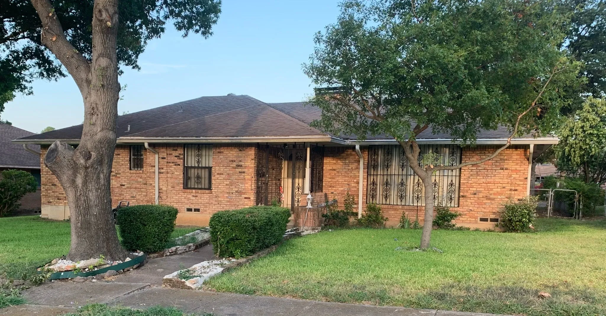 Single Family Residence For Rent in Dallas County , 4921 Jade Drive, Dallas, Texas 75232, 3 Bedroom, 2 Bathroom, 2 Garage spaces, 1,720 Sqft, built in 1961, Preowned, mls#21195532, Real Estate Agent in Dallas, Homes For Rent in Dallas county, Homes For Rent in Dallas, Realtor in Dallas Texas, Real Estate Brokerage Independent Realty Texas, Luminita Cordes Realtor