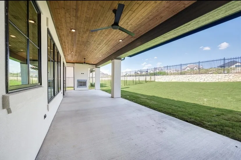 Single Family Residence For Sale in Tarrant County , 9624 Latour Lane, Fort Worth, Texas 76126, 4 Bedroom, 6 Bathroom, 2 Garage spaces, 4,505 Sqft, built in 2023, Preowned, mls#21201506, Real Estate Agent in Fort Worth, Homes For Sale in Tarrant county, Homes For Sale in Fort Worth, Realtor in Fort Worth Texas, Real Estate Brokerage Independent Realty Texas, Luminita Cordes Realtor