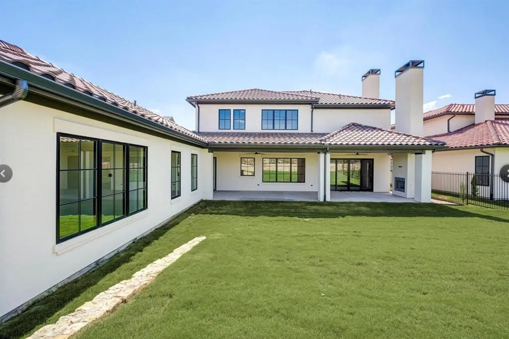 Single Family Residence For Sale in Tarrant County , 9624 Latour Lane, Fort Worth, Texas 76126, 4 Bedroom, 6 Bathroom, 2 Garage spaces, 4,505 Sqft, built in 2023, Preowned, mls#21201506, Real Estate Agent in Fort Worth, Homes For Sale in Tarrant county, Homes For Sale in Fort Worth, Realtor in Fort Worth Texas, Real Estate Brokerage Independent Realty Texas, Luminita Cordes Realtor