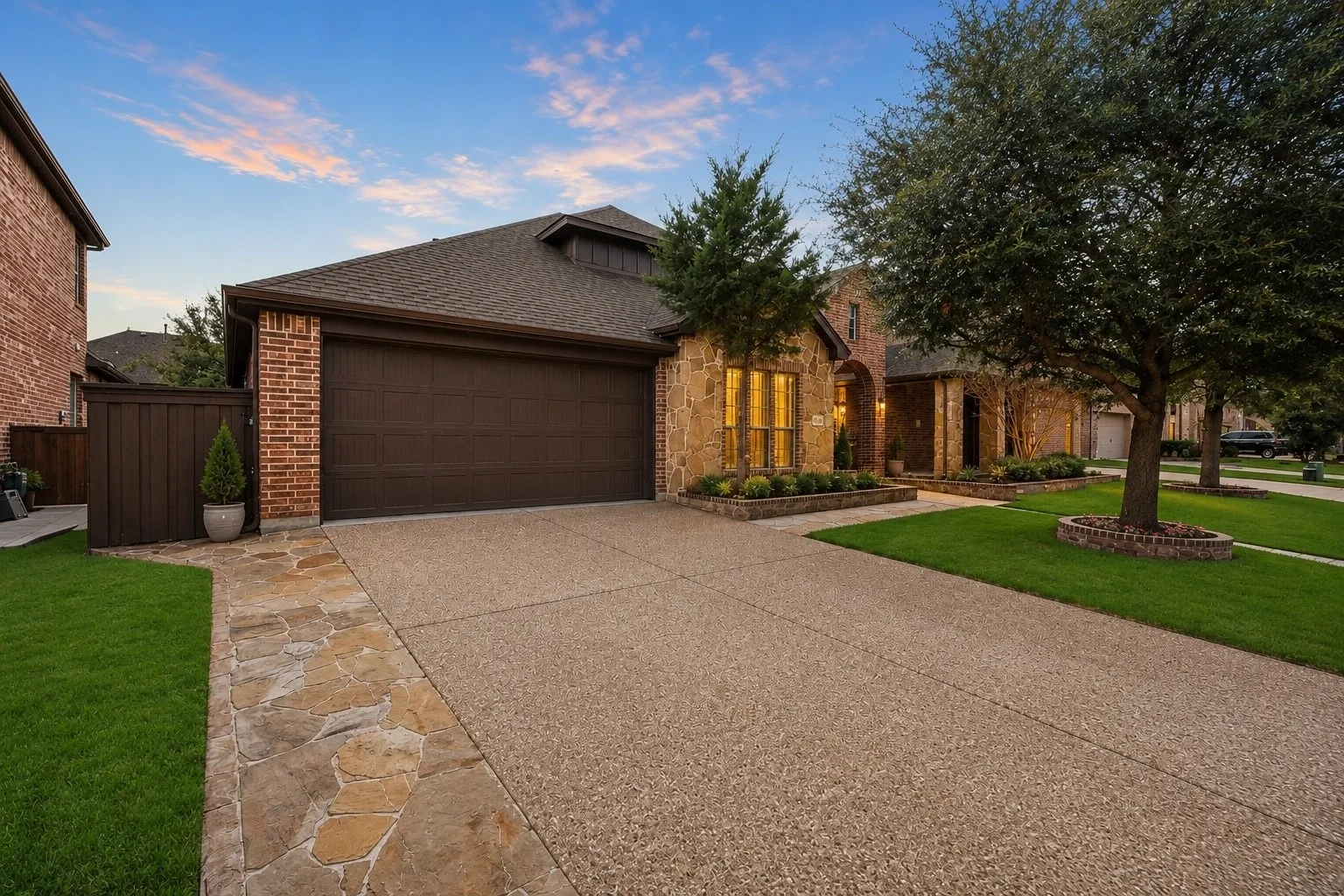 Single Family Residence For Sale in Collin County , 4413 Moonlight Drive, Mc Kinney, Texas 75071, 4 Bedroom, 4 Bathroom, 2 Garage spaces, 2,500 Sqft, built in 2011, Preowned, mls#21209074, Real Estate Agent in Mc Kinney, Homes For Sale in Collin county, Homes For Sale in Mc Kinney, Realtor in Mc Kinney Texas, Real Estate Brokerage Independent Realty Texas, Luminita Cordes Realtor