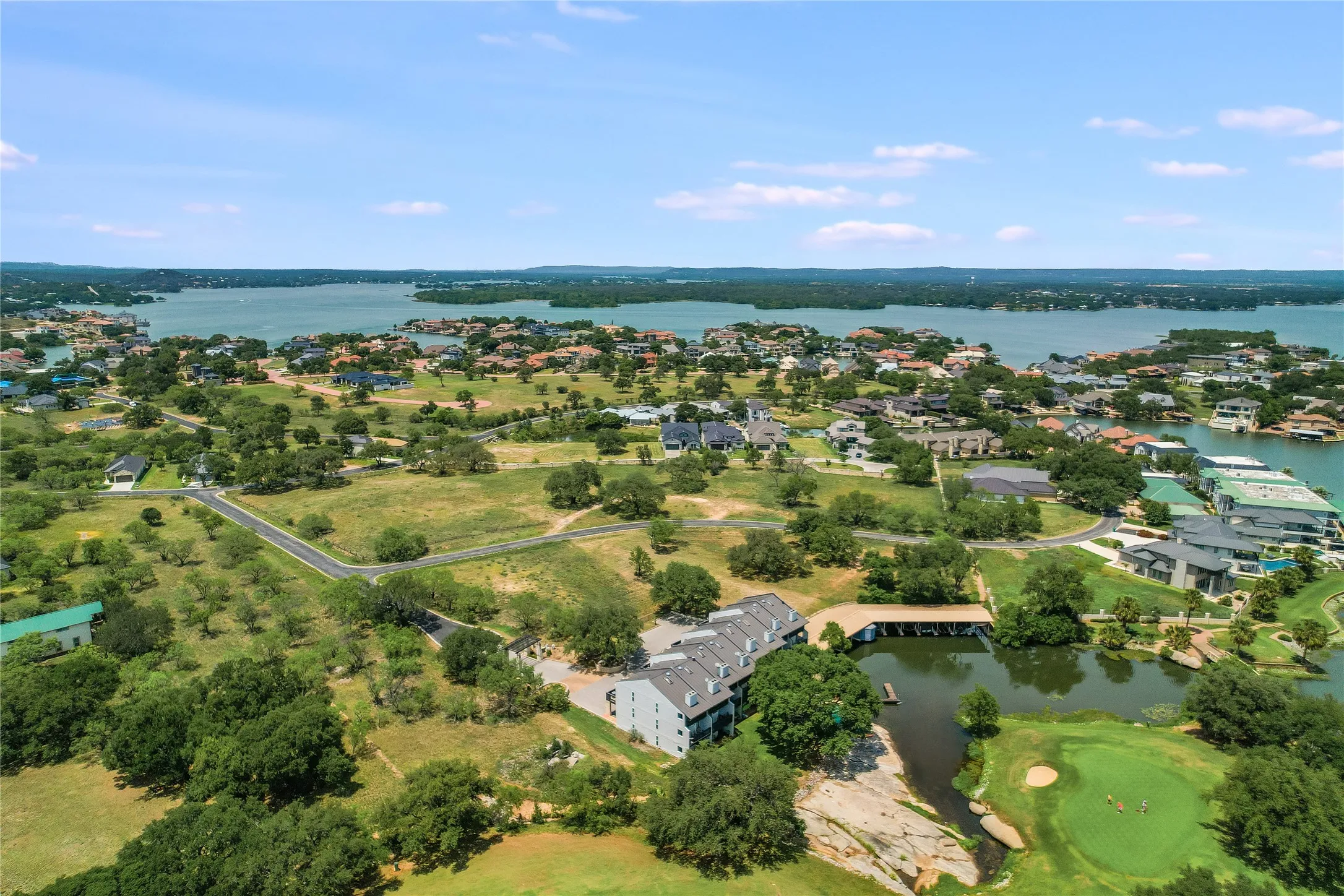 Townhouse For Sale in Llano County , 402 Lost Echo 8, Horseshoe Bay, Texas 78657, 3 Bedroom, 4 Bathroom, Garage spaces, 2,146 Sqft, built in 1987, mls#21209181, Real Estate Agent in Horseshoe Bay, Homes For Sale in Llano county, Homes For Sale in Horseshoe Bay, Realtor in Horseshoe Bay Texas, Real Estate Brokerage Independent Realty Texas, Luminita Cordes Realtor