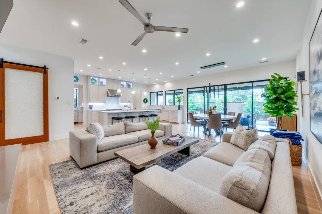 Single Family Residence For Sale in Dallas County , 3918 Lively Lane, Dallas, Texas 75220, 4 Bedroom, 6 Bathroom, 3 Garage spaces, 4,671 Sqft, built in 2019, mls#21209219, Real Estate Agent in Dallas, Homes For Sale in Dallas county, Homes For Sale in Dallas, Realtor in Dallas Texas, Real Estate Brokerage Independent Realty Texas, Luminita Cordes Realtor