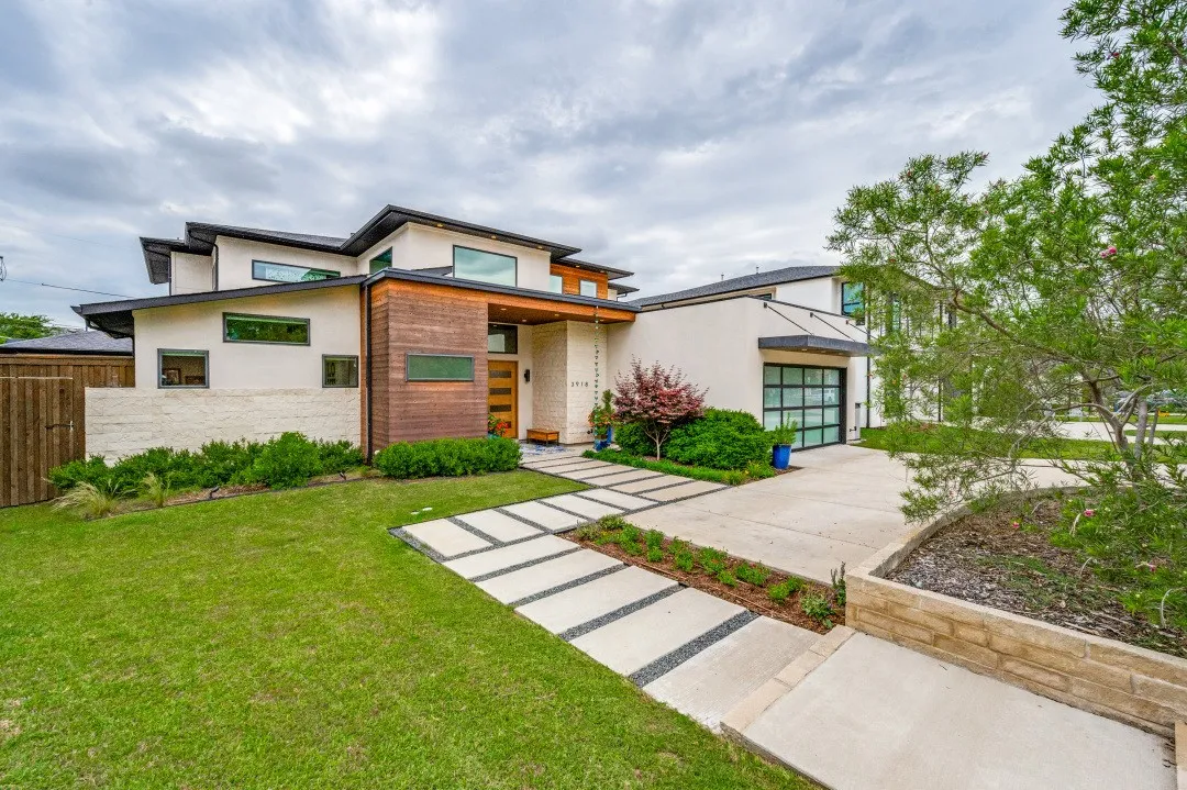 Single Family Residence For Sale in Dallas County , 3918 Lively Lane, Dallas, Texas 75220, 4 Bedroom, 6 Bathroom, 3 Garage spaces, 4,671 Sqft, built in 2019, mls#21209219, Real Estate Agent in Dallas, Homes For Sale in Dallas county, Homes For Sale in Dallas, Realtor in Dallas Texas, Real Estate Brokerage Independent Realty Texas, Luminita Cordes Realtor