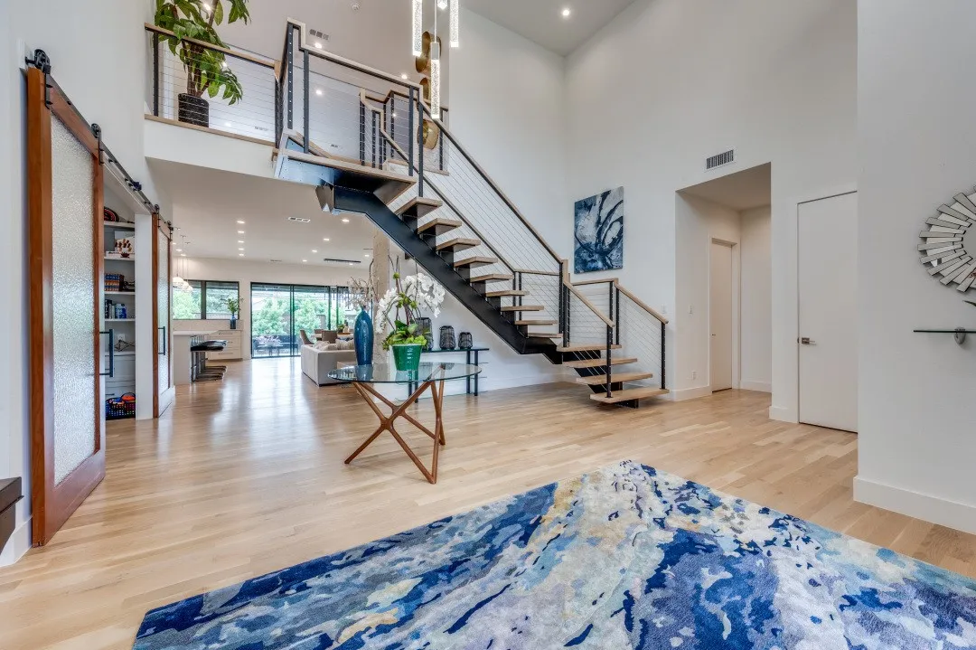 Single Family Residence For Sale in Dallas County , 3918 Lively Lane, Dallas, Texas 75220, 4 Bedroom, 6 Bathroom, 3 Garage spaces, 4,671 Sqft, built in 2019, mls#21209219, Real Estate Agent in Dallas, Homes For Sale in Dallas county, Homes For Sale in Dallas, Realtor in Dallas Texas, Real Estate Brokerage Independent Realty Texas, Luminita Cordes Realtor