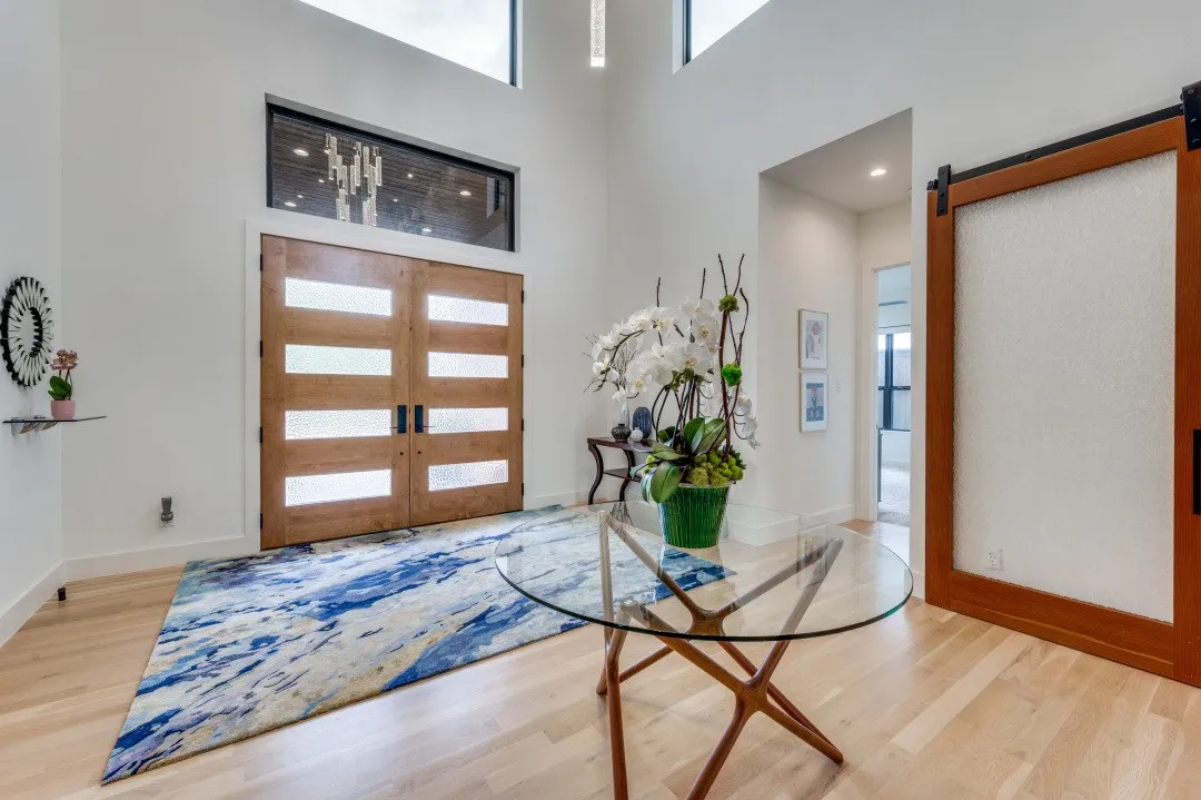 Single Family Residence For Sale in Dallas County , 3918 Lively Lane, Dallas, Texas 75220, 4 Bedroom, 6 Bathroom, 3 Garage spaces, 4,671 Sqft, built in 2019, mls#21209219, Real Estate Agent in Dallas, Homes For Sale in Dallas county, Homes For Sale in Dallas, Realtor in Dallas Texas, Real Estate Brokerage Independent Realty Texas, Luminita Cordes Realtor