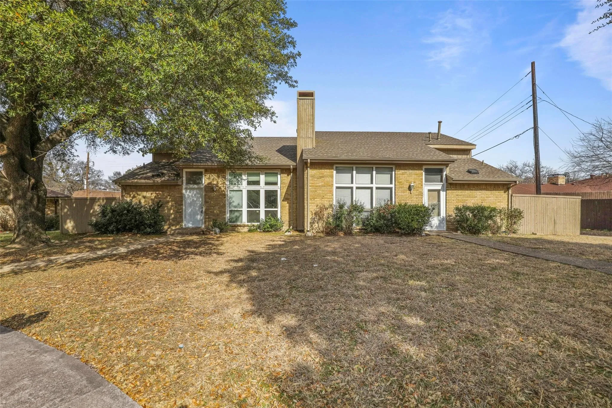Duplex For Sale in Collin County , 1804 Bristol Cove, Plano, Texas 75074, 6 Bedroom, 3 Bathroom, Garage spaces, 0 Sqft, built in 1973, Preowned, mls#21203469, Real Estate Agent in Plano, Homes For Sale in Collin county, Homes For Sale in Plano, Realtor in Plano Texas, Real Estate Brokerage Independent Realty Texas, Luminita Cordes Realtor