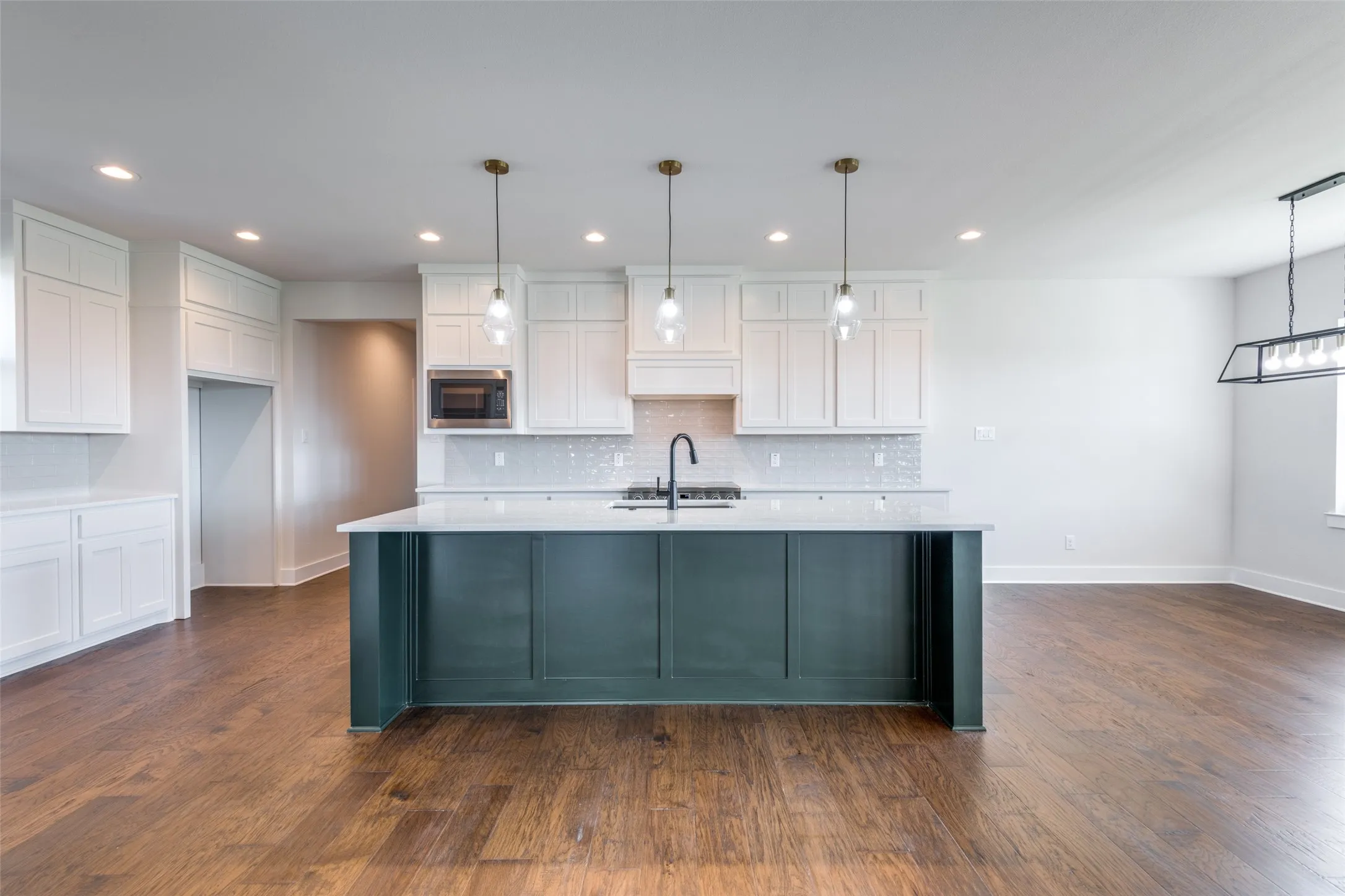 Single Family Residence For Sale in Collin County , 820 Evergreen Way, Nevada, Texas 75173, 4 Bedroom, 3 Bathroom, 3 Garage spaces, 2,750 Sqft, built in 2026, mls#21209330, Real Estate Agent in Nevada, Homes For Sale in Collin county, Homes For Sale in Nevada, Realtor in Nevada Texas, Real Estate Brokerage Independent Realty Texas, Luminita Cordes Realtor