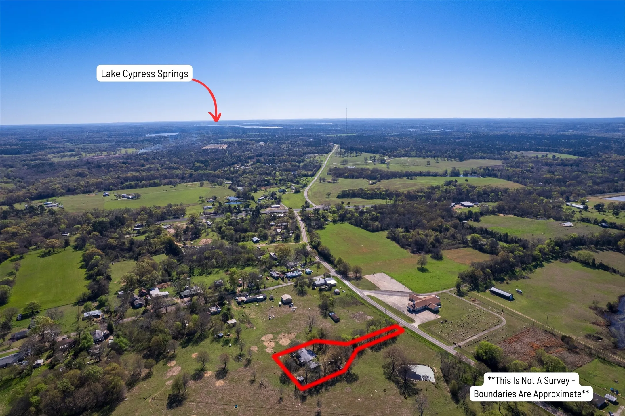 Single Family Residence For Sale in Franklin (TX) County , 328 FM 900, Mount Vernon, Texas 75457, 3 Bedroom, 2 Bathroom, Garage spaces, 1,396 Sqft, built in 1980, Preowned, mls#21208198, Real Estate Agent in Mount Vernon, Homes For Sale in Franklin (TX) county, Homes For Sale in Mount Vernon, Realtor in Mount Vernon Texas, Real Estate Brokerage Independent Realty Texas, Luminita Cordes Realtor