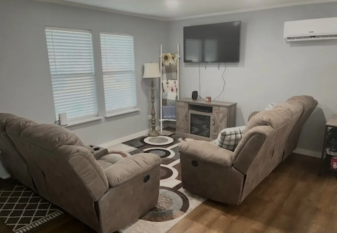 Single Family Residence For Sale in Henderson County , 7510 Double Bridge Road, Mabank, Texas 75156, 3 Bedroom, 2 Bathroom, Garage spaces, 904 Sqft, built in 2022, mls#21204599, Real Estate Agent in Mabank, Homes For Sale in Henderson county, Homes For Sale in Mabank, Realtor in Mabank Texas, Real Estate Brokerage Independent Realty Texas, Luminita Cordes Realtor