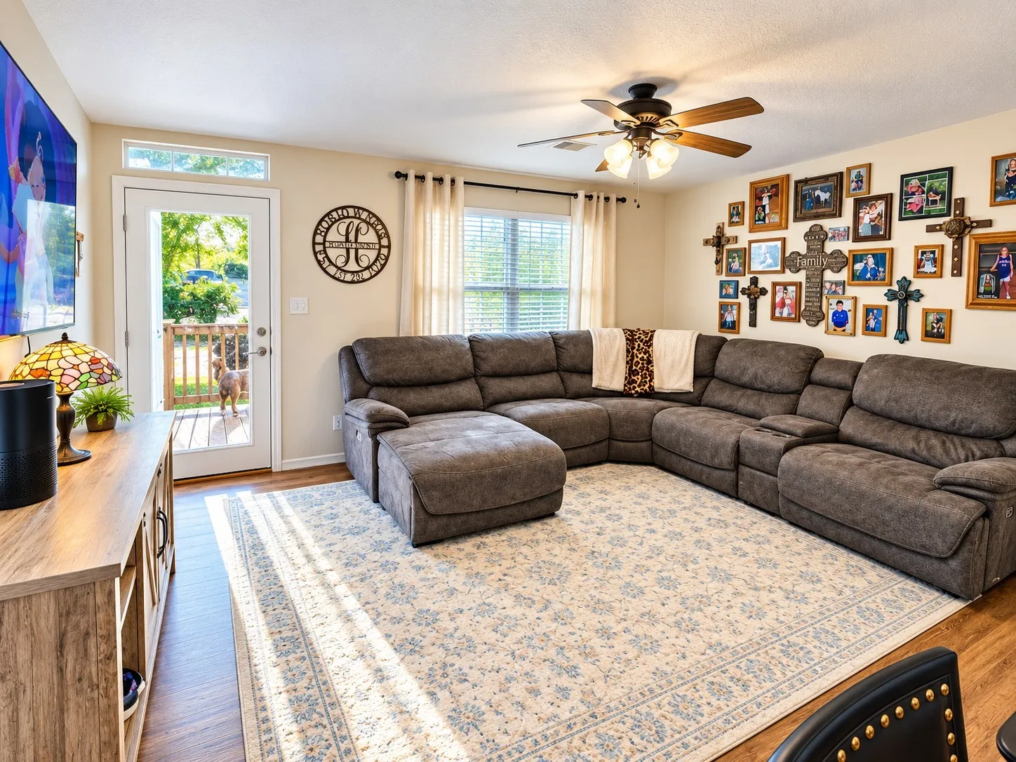 Single Family Residence For Sale in Wise County , 470 Private Road 3650, Paradise, Texas 76073, 4 Bedroom, 2 Bathroom, 3 Garage spaces, 1,582 Sqft, built in 2006, Preowned, mls#21205909, Real Estate Agent in Paradise, Homes For Sale in Wise county, Homes For Sale in Paradise, Realtor in Paradise Texas, Real Estate Brokerage Independent Realty Texas, Luminita Cordes Realtor